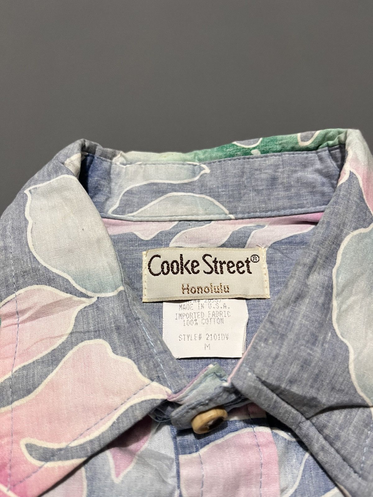 Vintage ❌❌SOLDOUT❌❌Vintage 1990’s Hawaiii USA Short Shirt Size US M / EU 48-50 / 2 - 8 Thumbnail