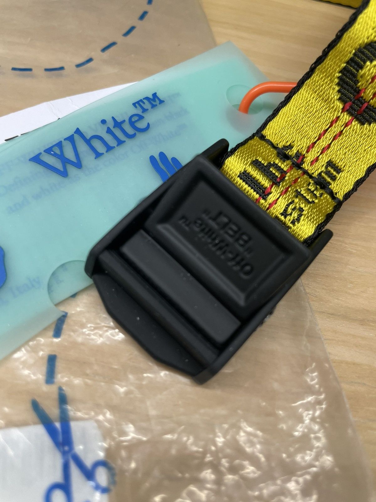 Off-White NWT Off-White Industrial Nylon Belt Yellow Black O/S Size ONE SIZE - 5 Thumbnail