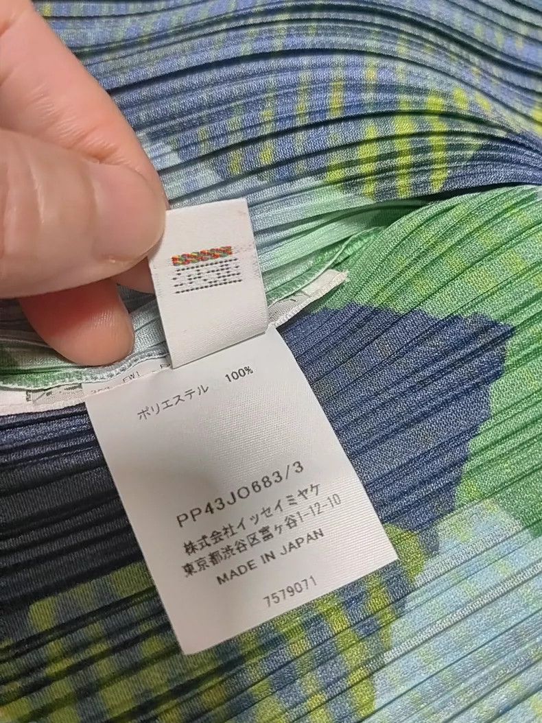 Issey Miyake Issey Miyake size:3 Blue and green pleated cardigan Size S / US 4 / IT 40 - 6 Thumbnail