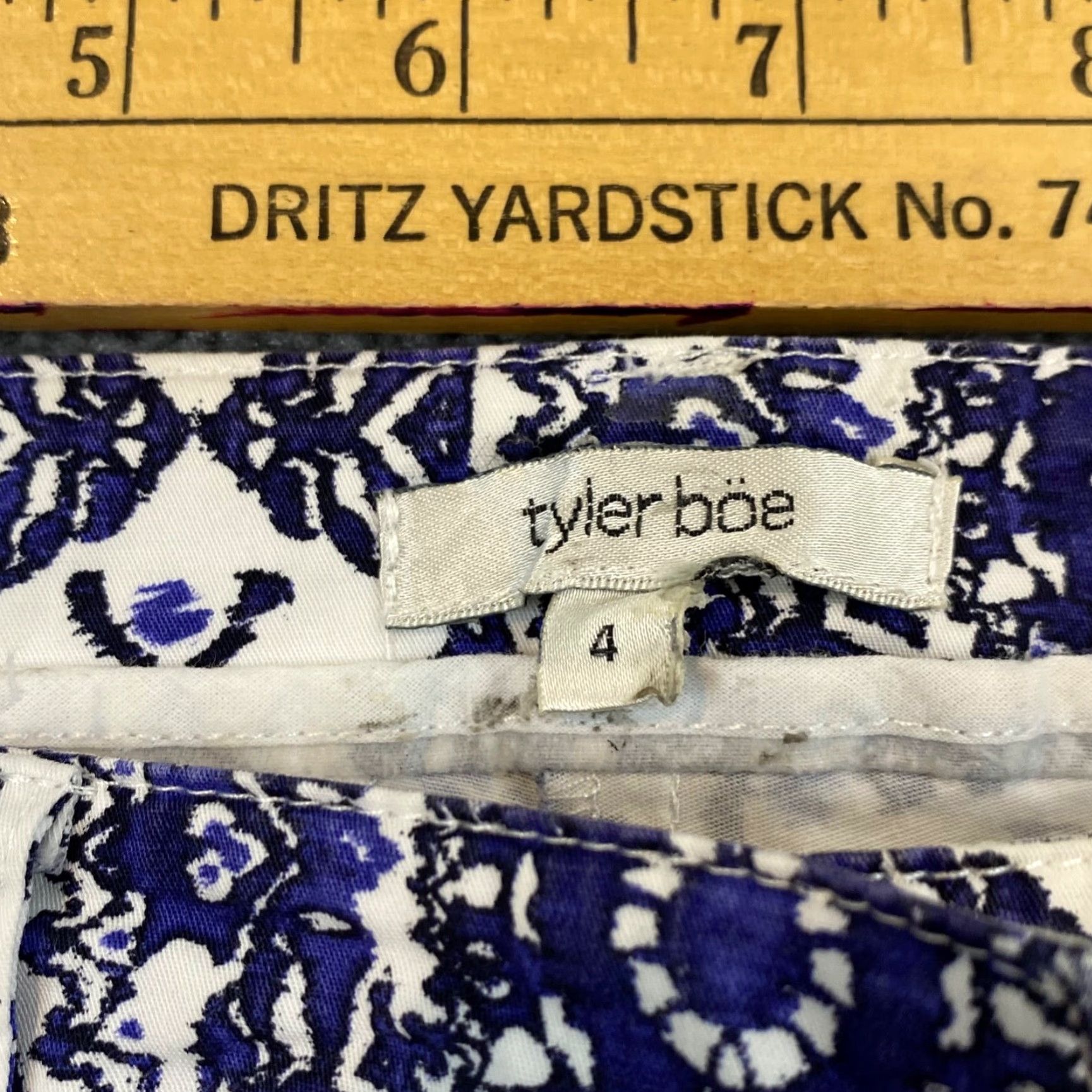 Vintage TYLER BOE Pants Womens 4 Blue White Floral Print Capris Straight Fit Workwear Size 27" / US 4 / IT 40 - 2 Thumbnail