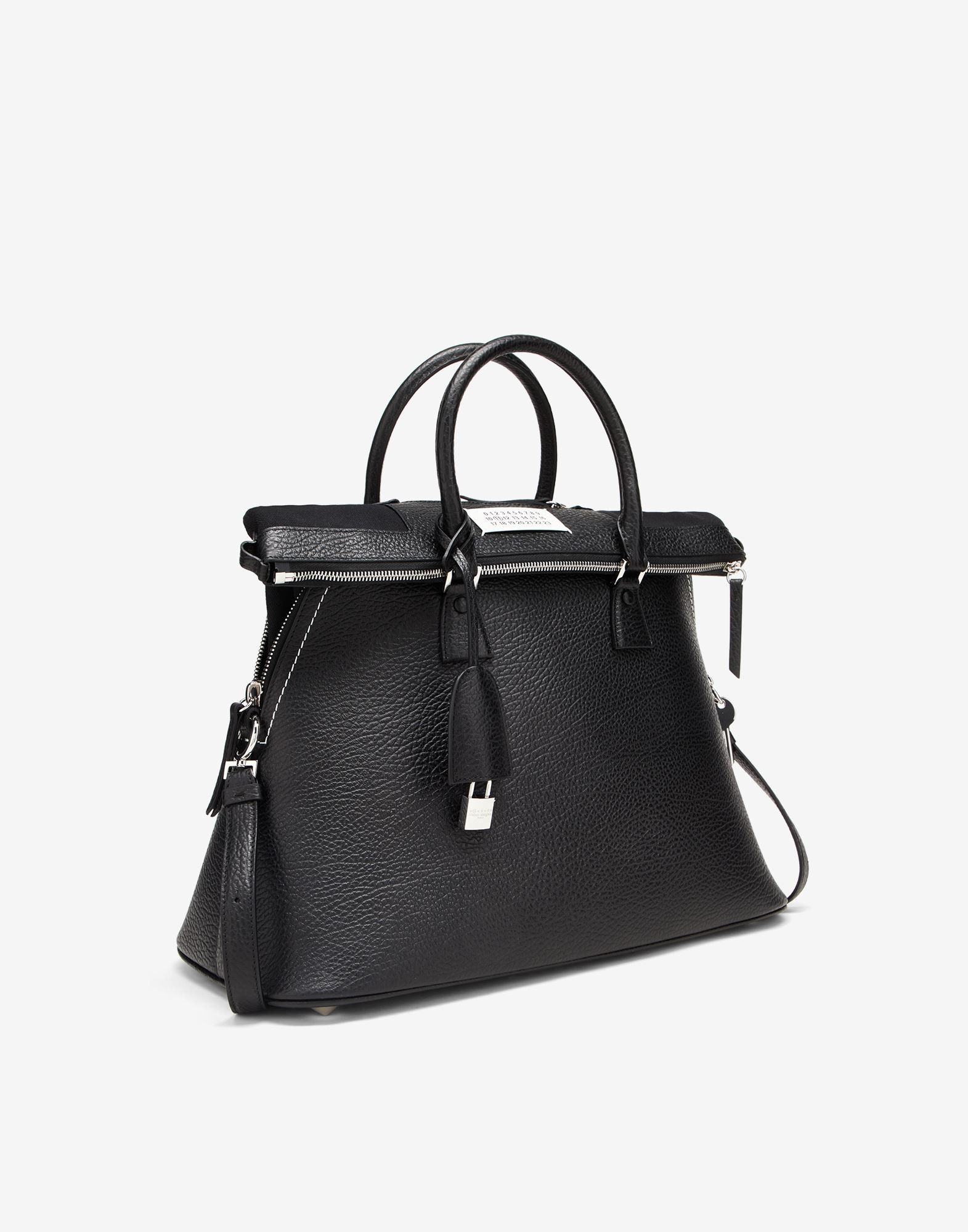 Maison Margiela oc11z0325 Size: OS / Large Bag in Black Size ONE SIZE - 2 Thumbnail