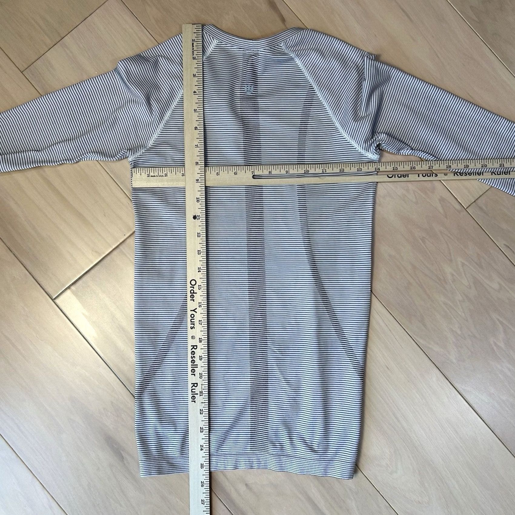 Lululemon Lululemon Swiftly Tech Long Sleeve Crew Top Women’s 4 Size S / US 4 / IT 40 - 6 Thumbnail