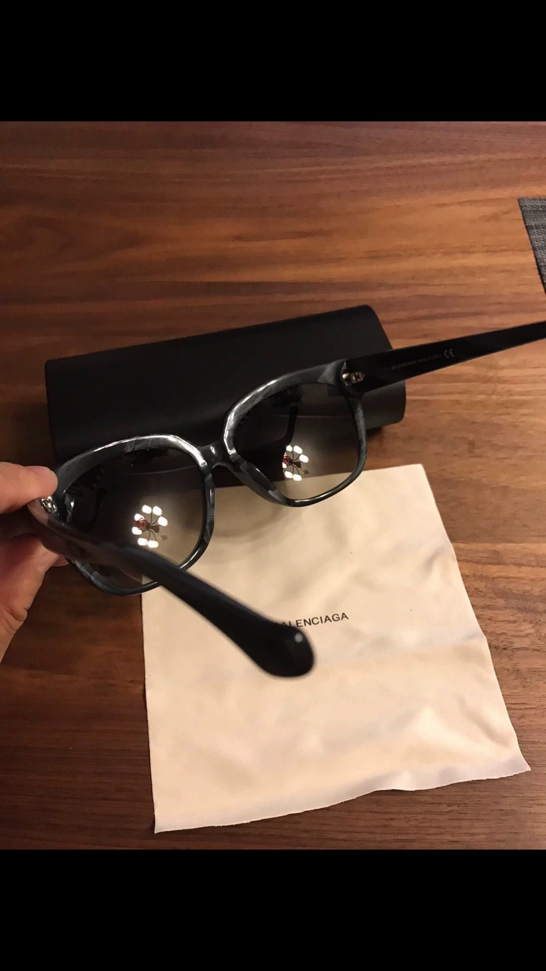 Balenciaga Balenciaga new black gray marble unisex sunglasses Size ONE SIZE - 5 Thumbnail