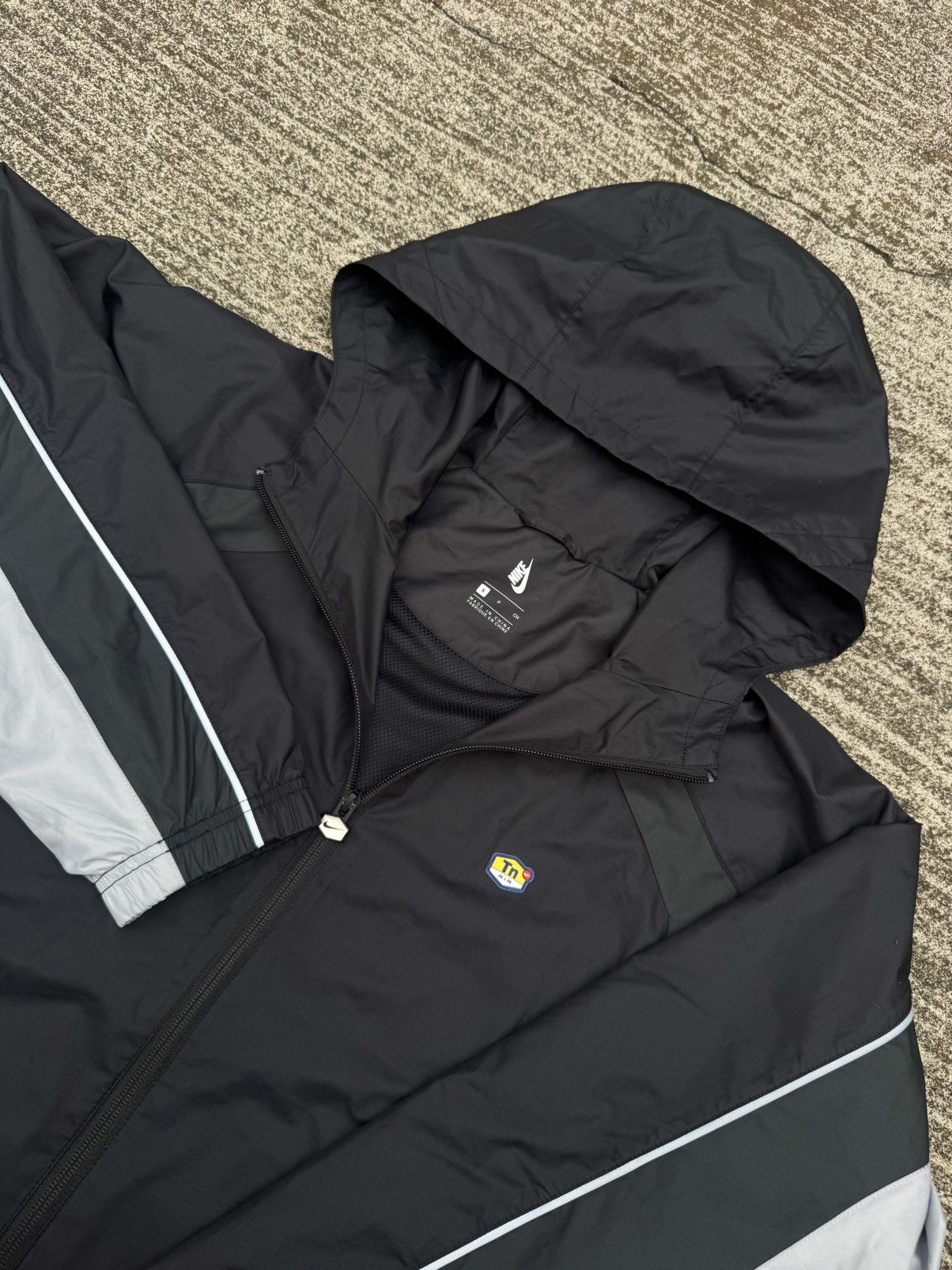 Nike Nike tn wind breaker “Tuned Air” Size US S / EU 44-46 / 1 - 3 Thumbnail