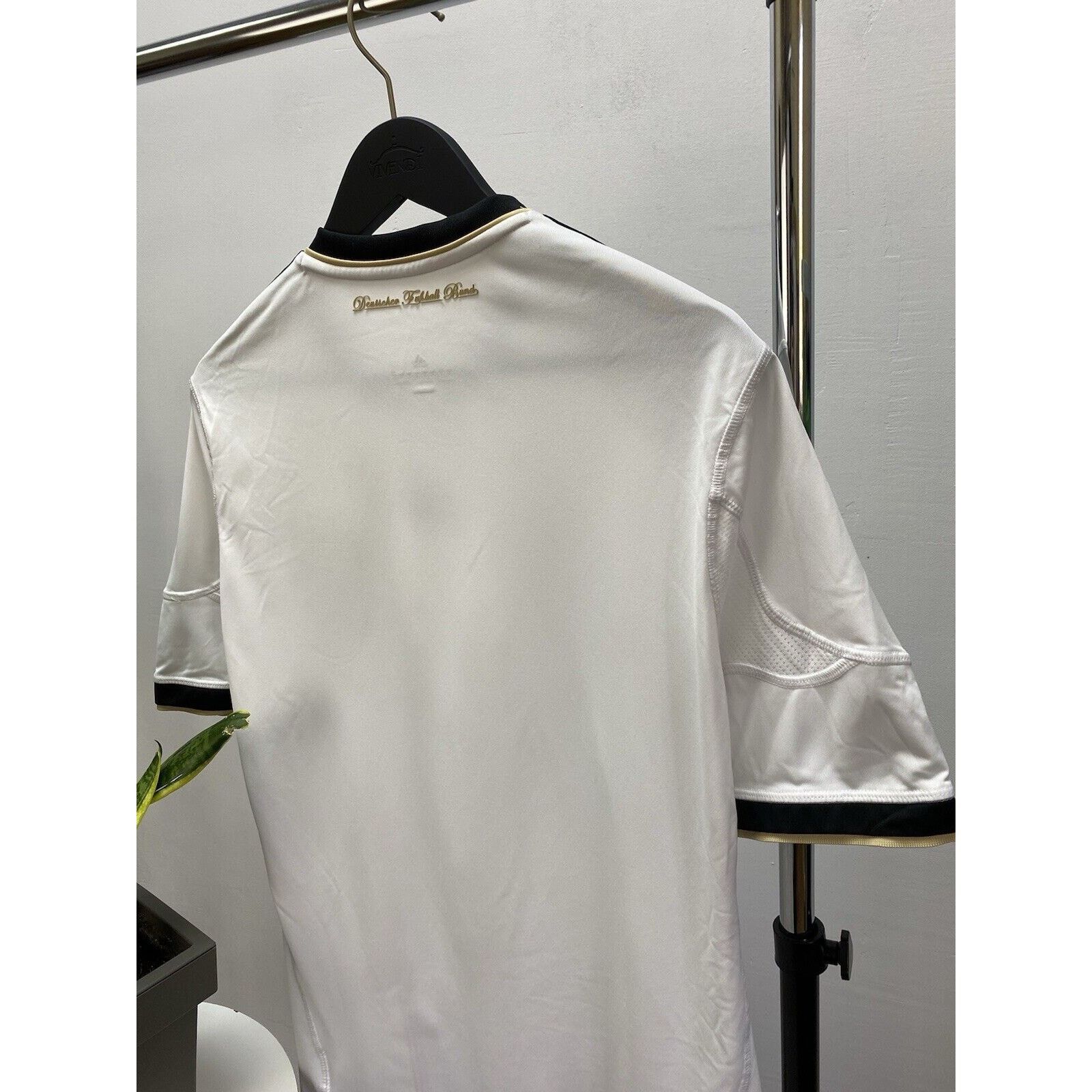 Adidas Adidas Germany 2010 2011 Home Soccer Jersey Football Shirt Size US M / EU 48-50 / 2 - 17 Thumbnail
