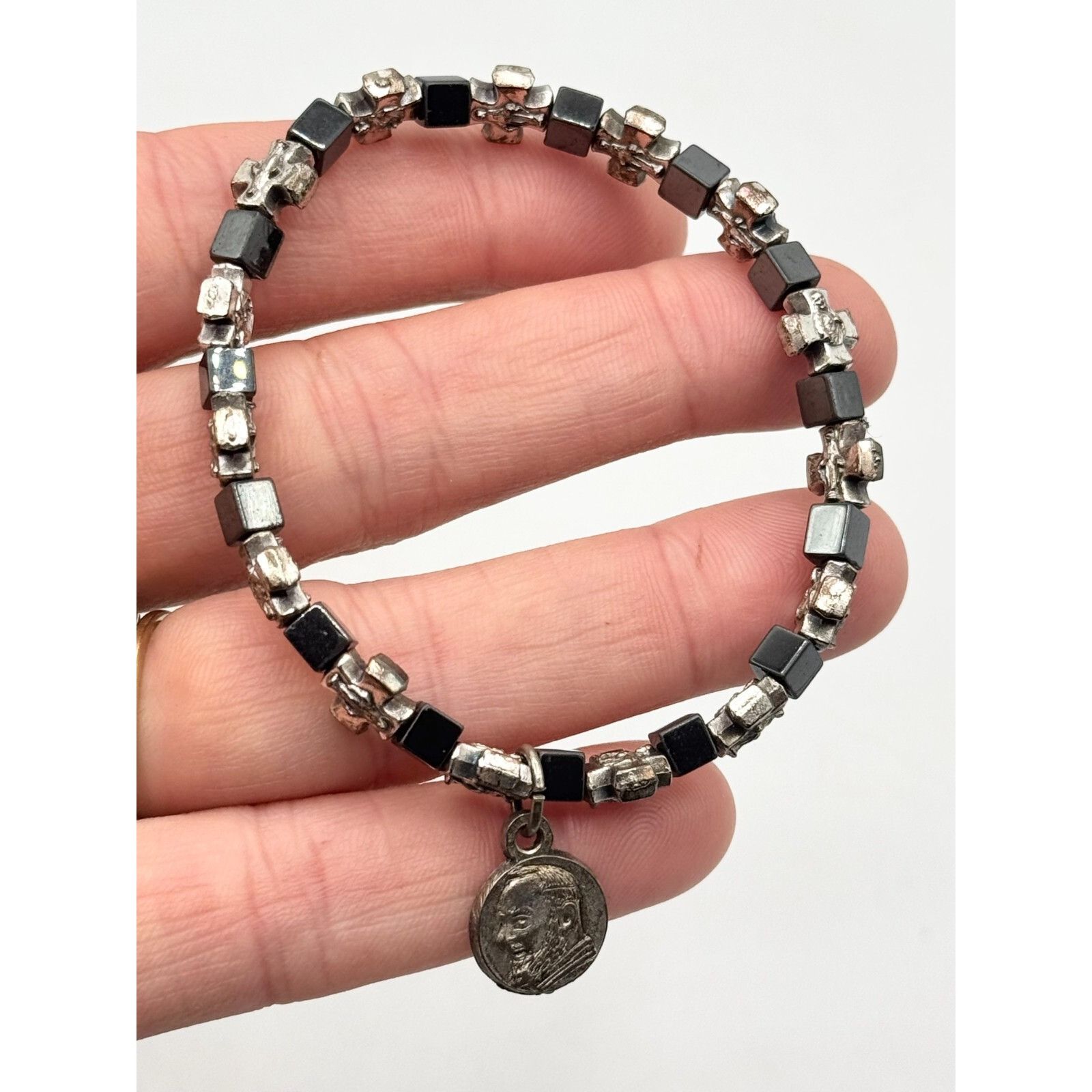 Other Hematite Stone Cross Beaded Religious Charm Stretch Bracelet Size ONE SIZE - 3 Thumbnail