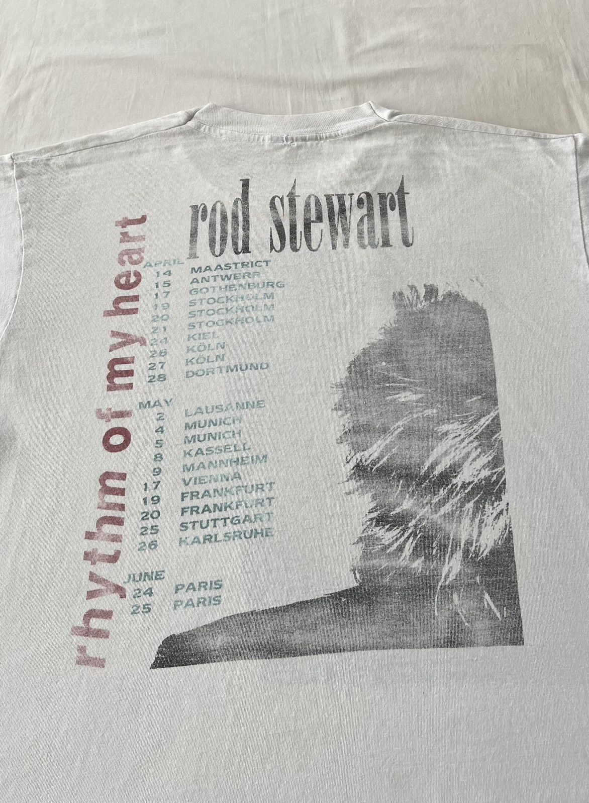 Band Tees Vintage 1991 Rod Stewart Rhythm of My Heart Tour T-shirt Size US XL / EU 56 / 4 - 12 Thumbnail