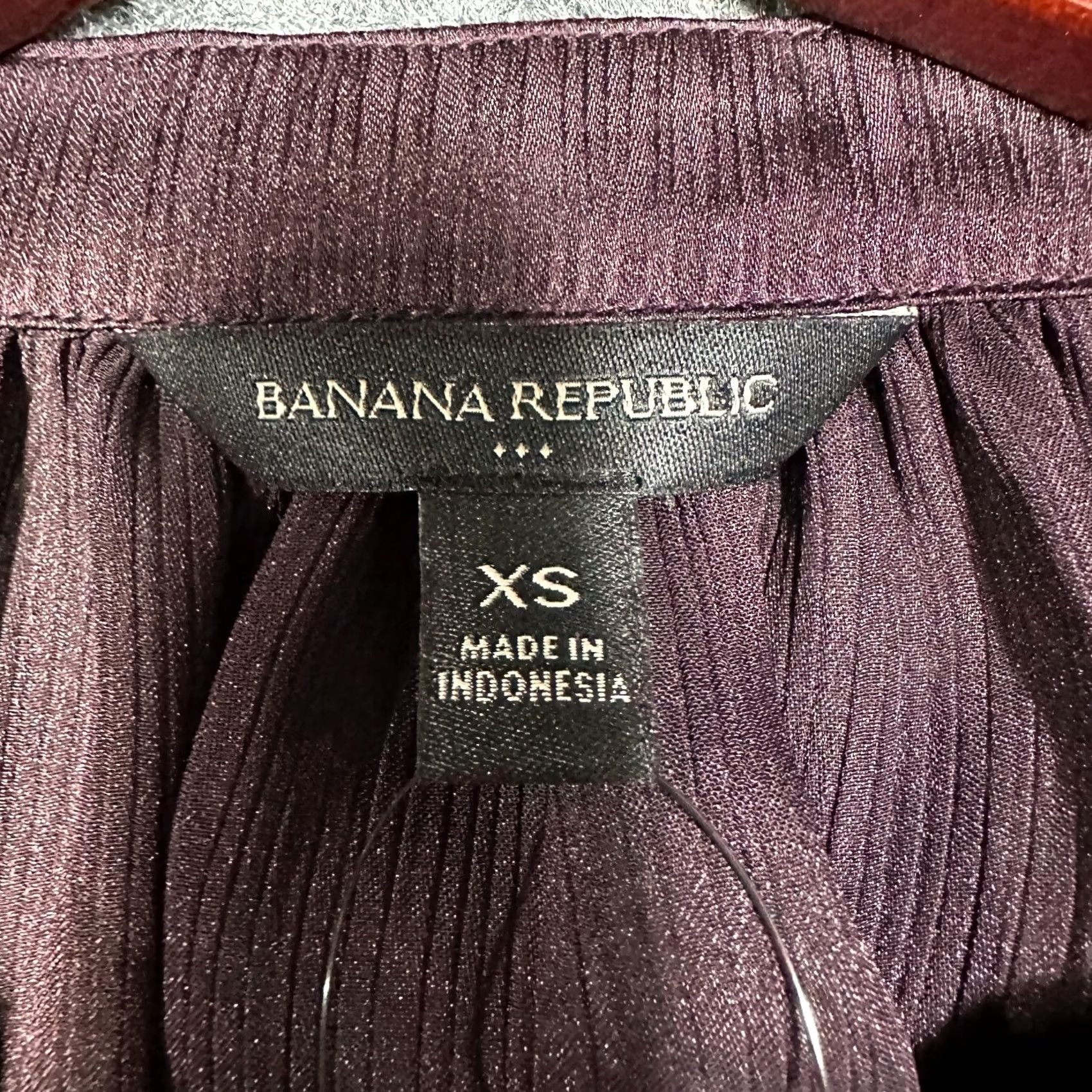 Banana Republic VINTAGE Banana Republic Top Womens XS Blouse Dark Purple Shirred Hidden Buttons NEW Size XS / US 0-2 / IT 36-38 - 4 Thumbnail