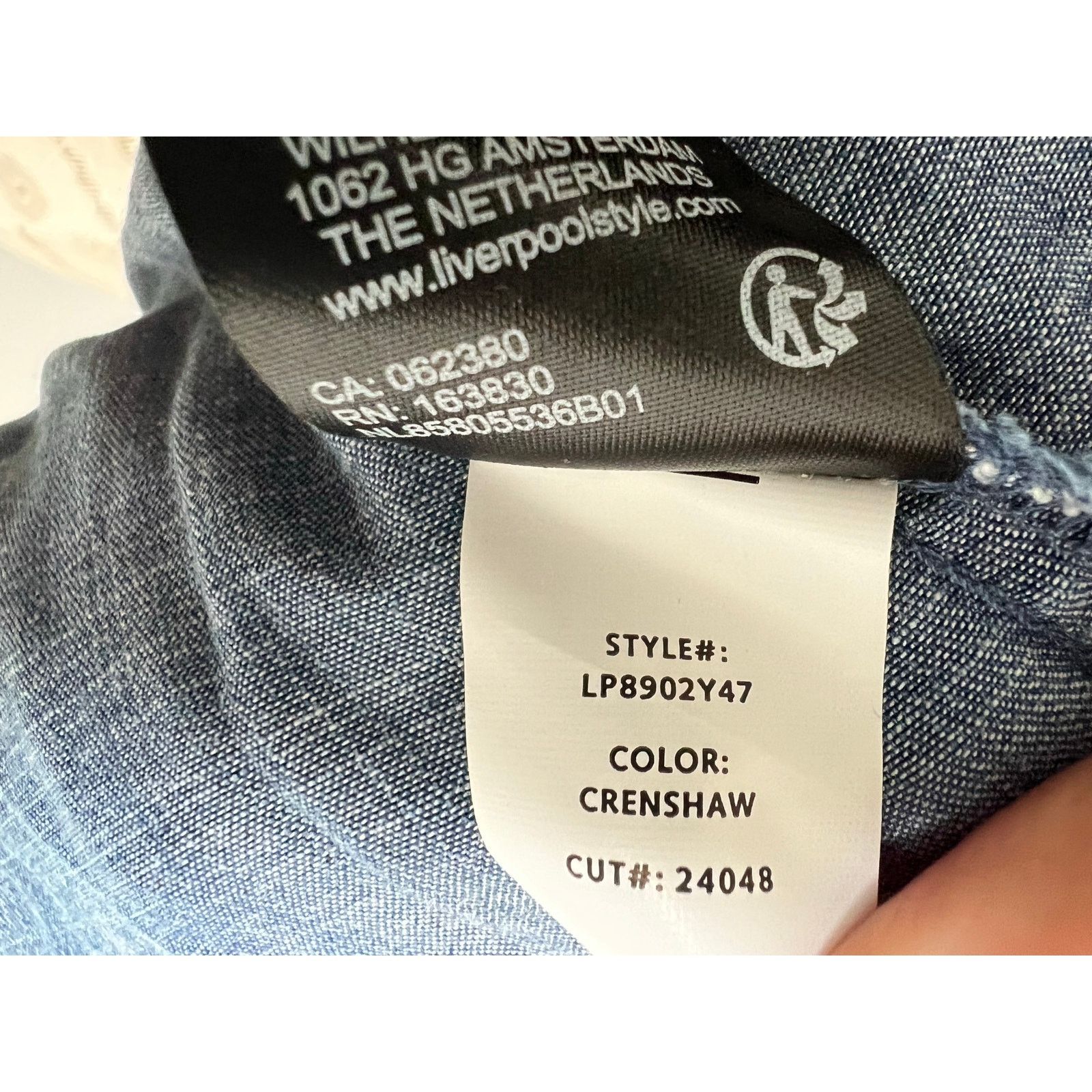 Other Liverpool Los Angeles Denim Button Up Top Petite Small NWT Size S / US 4 / IT 40 - 9 Thumbnail