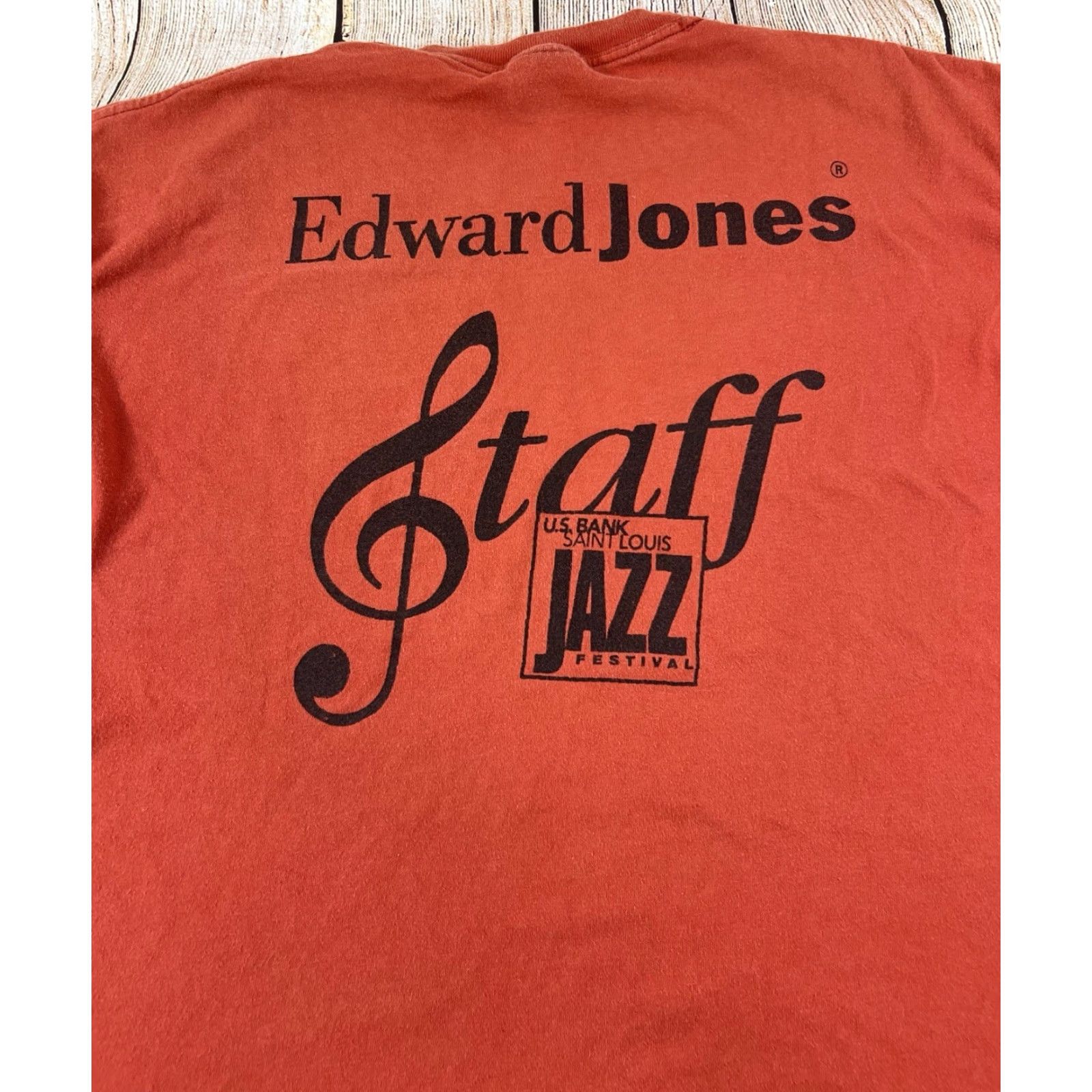 Hanes VINTAGE Hanes St Louis Jazz Festival 2003 Orange Staff T Shirt L Mens Short Sleeve Graphic Print Jazz Music St Louis 2003 Milestone Size US L / EU 52-54 / 3 - 4 Thumbnail