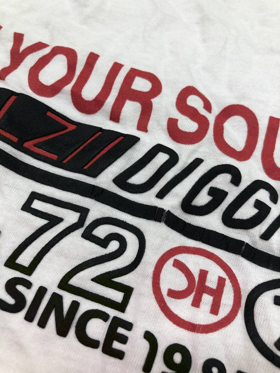 Vintage Vintage Spell Out Big Logo Tee Shirt Size US S / EU 44-46 / 1 - 4 Thumbnail