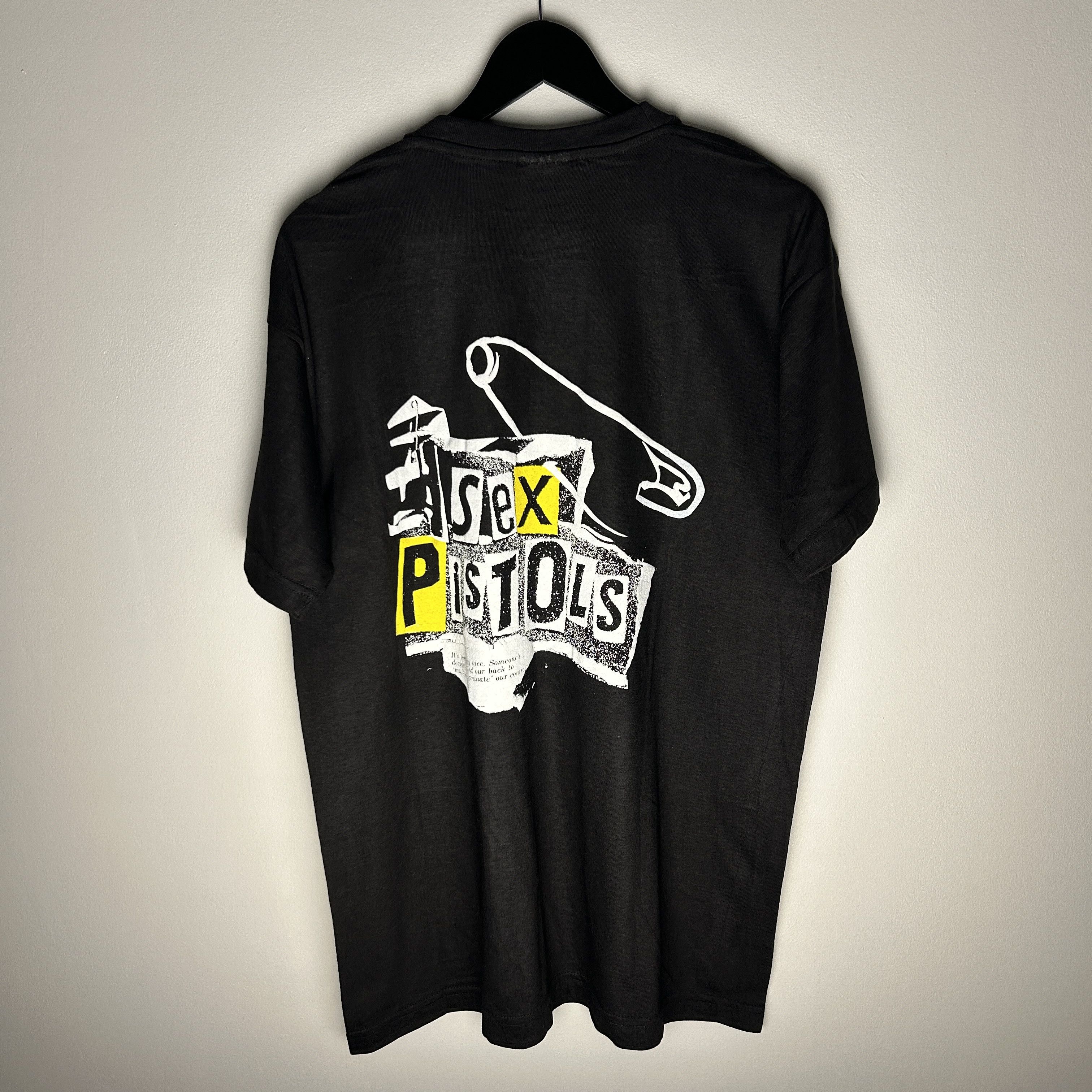 Band Tees Vintage Sex Pistols No Future 2002 Band T-shirt Size US XL / EU 56 / 4 - 2 Thumbnail