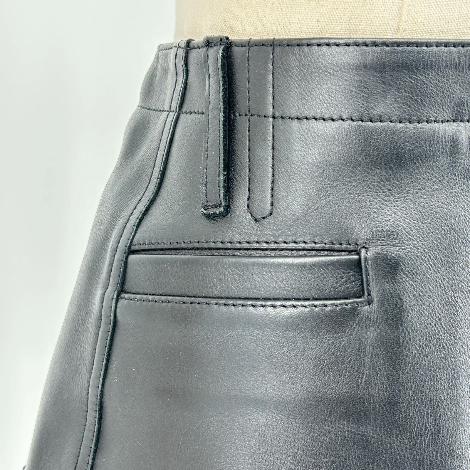 Coach Black Calf Leather Viscose Lined Cargo Pocket Mini Skirt Size 27" / US 4 / IT 40 - 6 Thumbnail