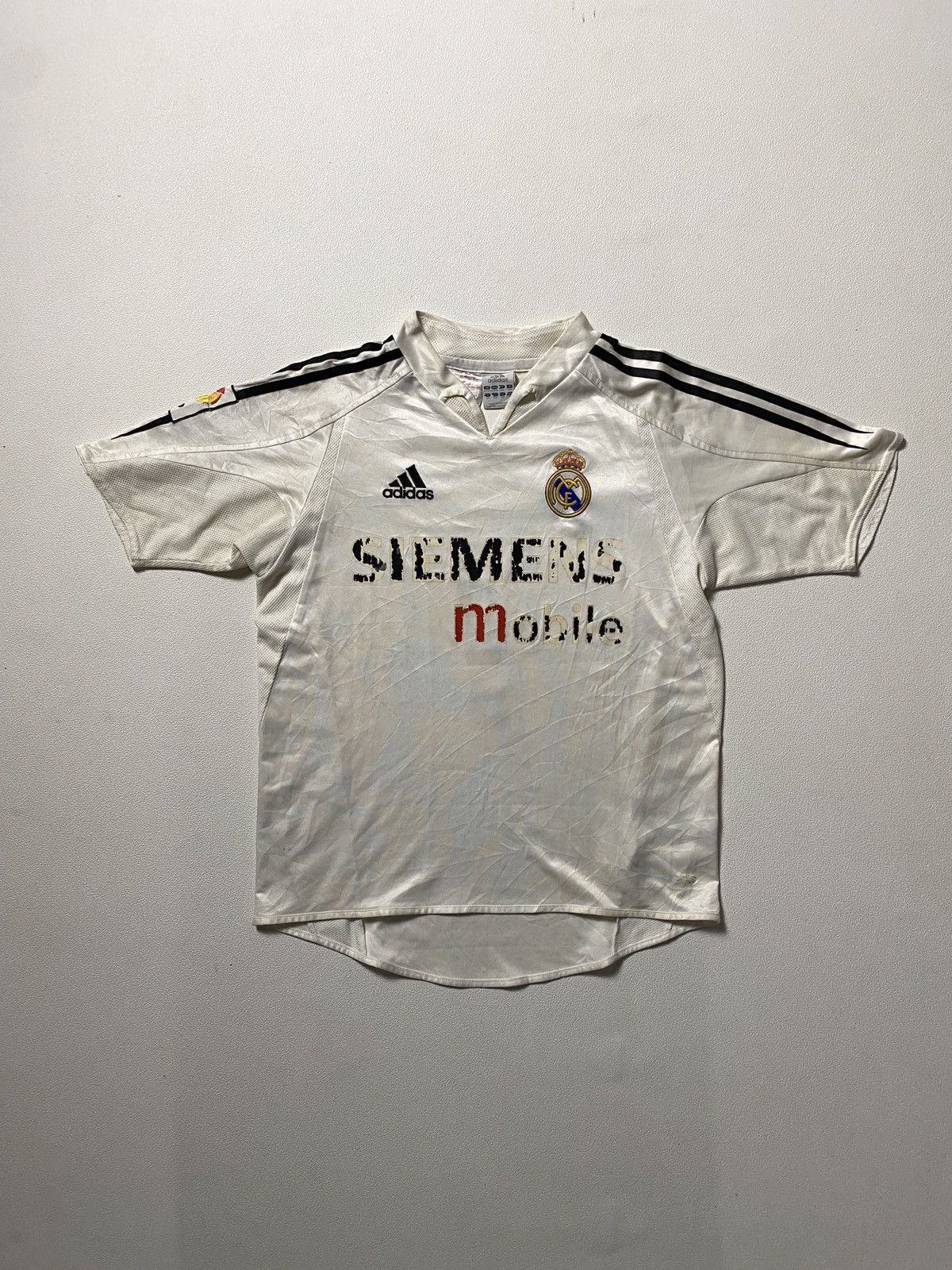 Adidas VINTAGE 2003 ADDIAS REAL MADRID RAUL HOME JERSEY Size US S / EU 44-46 / 1 - 1 Thumbnail