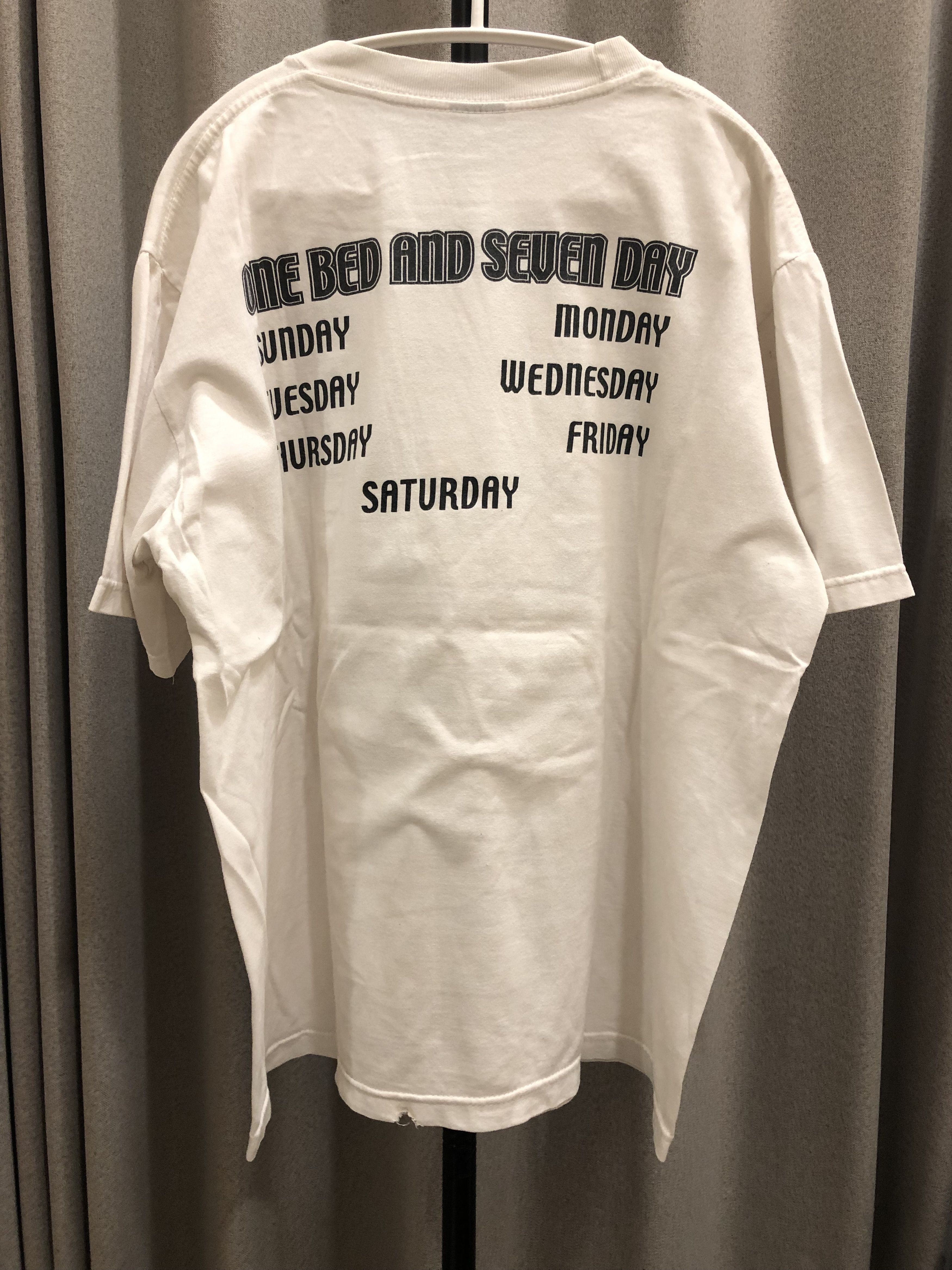 Vintage Porn tee 1 Bed 7 Day Size US L / EU 52-54 / 3 - 5 Thumbnail