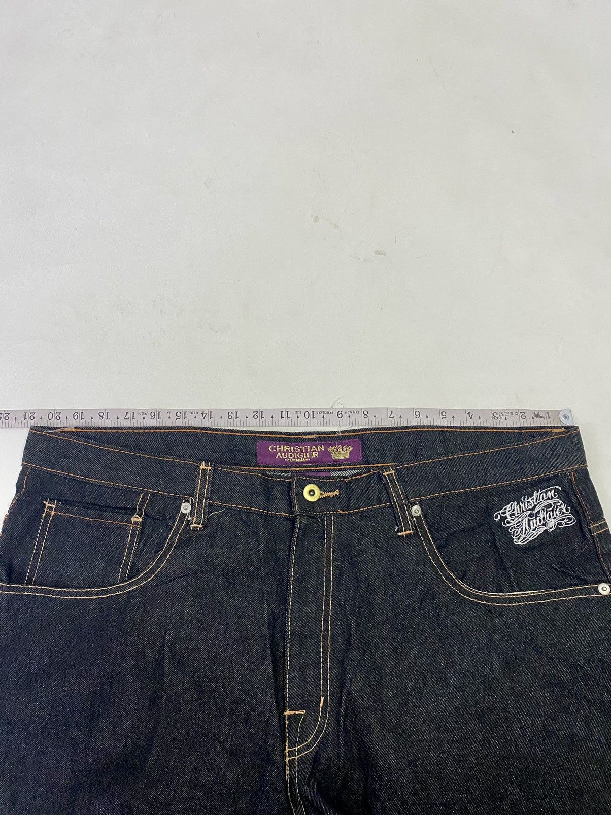 Christian Audigier Vintage Christian Audigier Raw Denim Jorts Size US 40 / EU 56 - 8 Thumbnail