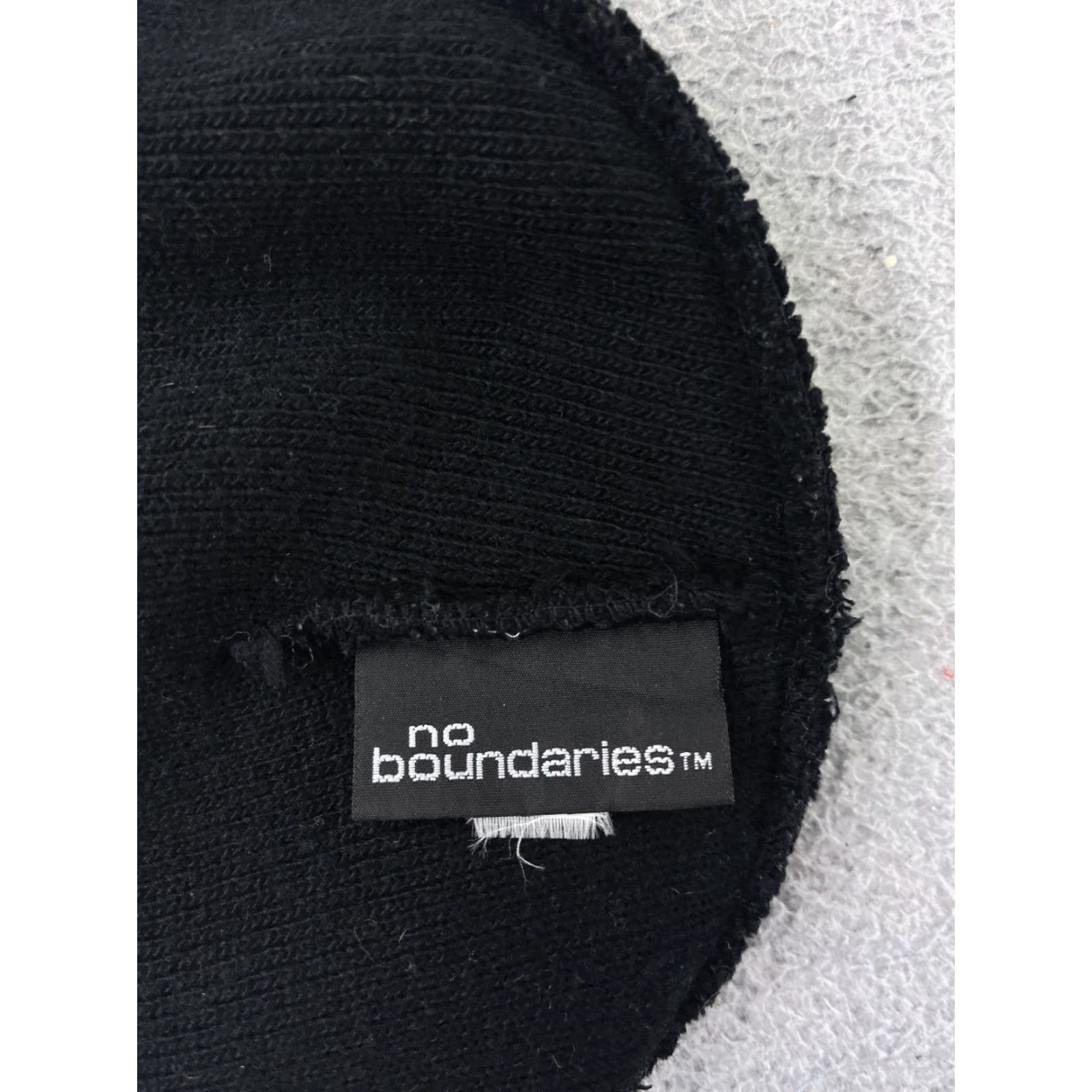 Vintage VINTAGE No Boundaries Beanie Toque Adult 4-7 Black Embroidered Snake Acrylic Skate Beach Size ONE SIZE - 7 Thumbnail