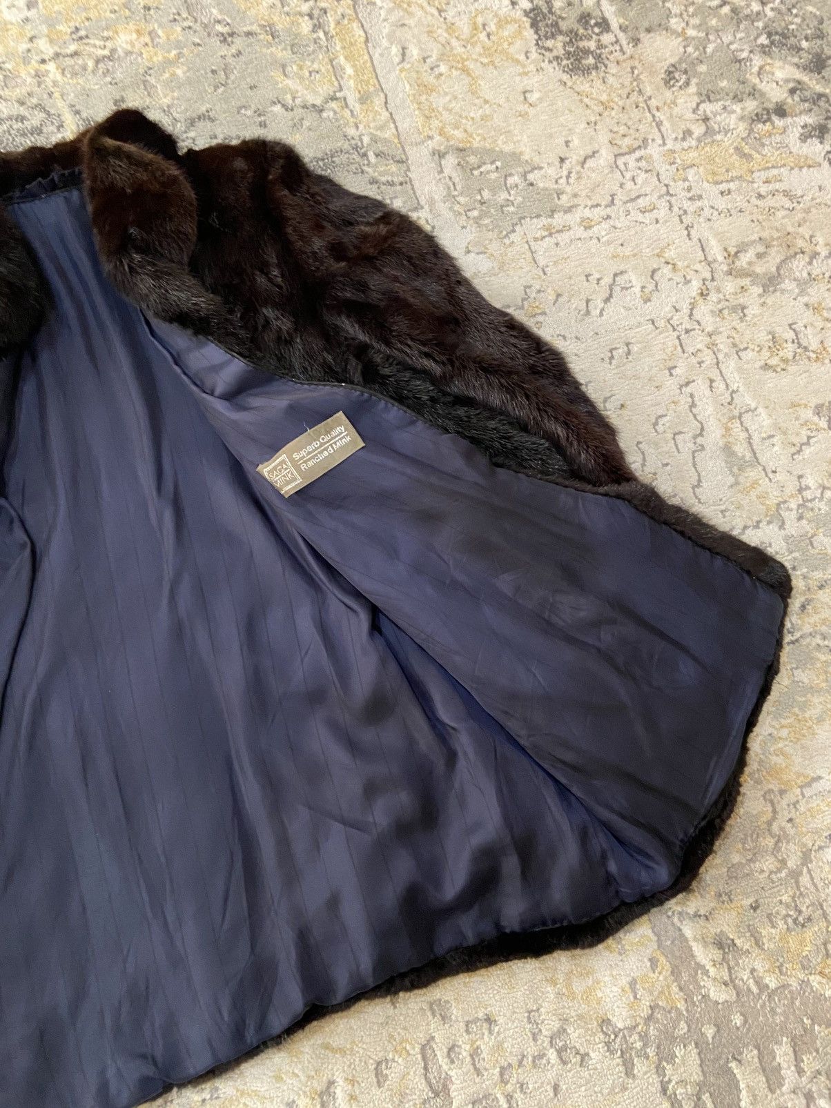 Sagafurs VINTAGE SAGAFOX FUR BLACK MINK SAGA COAT Size L / US 10 / IT 46 - 7 Thumbnail