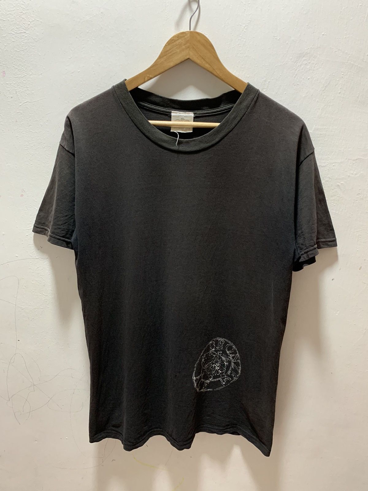 Hook-Ups Vintage Distressed Faded Bronze Age Skateboard Usa T-Shirt Size US M / EU 48-50 / 2 - 2 Thumbnail
