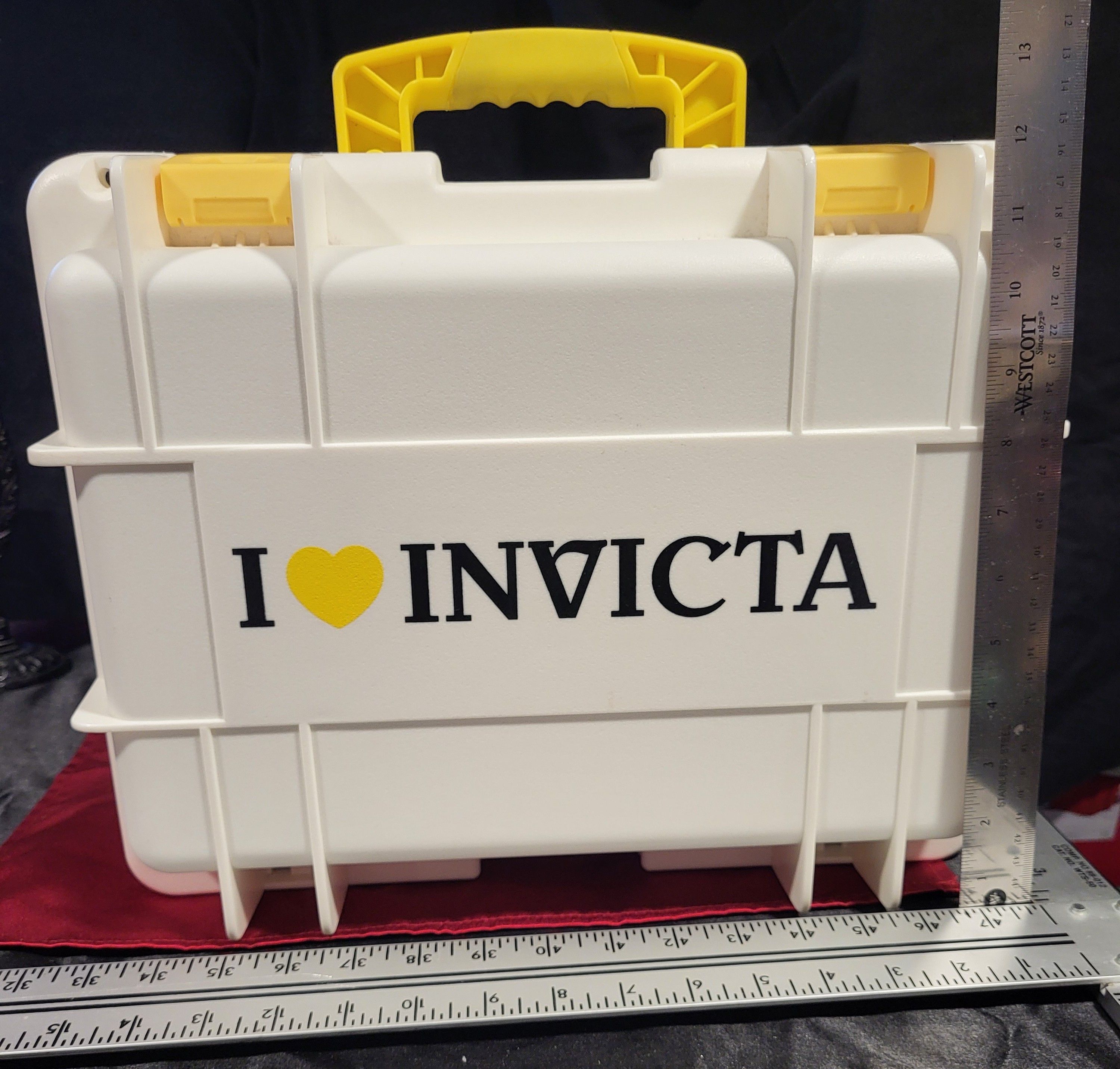 Invicta Invicta 8-Slot Watch Storage Case White/Yellow Waterproof Size ONE SIZE - 1 Thumbnail