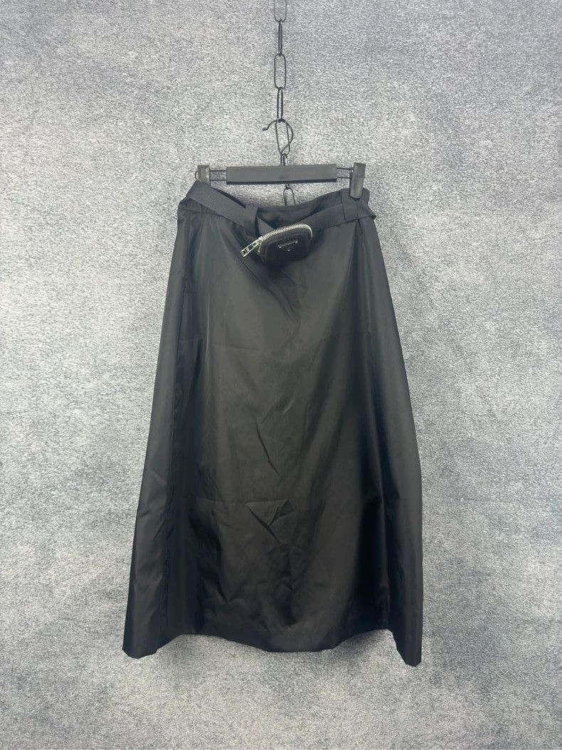 Prada PradaMedium and long skirt 2503-Nextarrow Size 39" - 1 Thumbnail