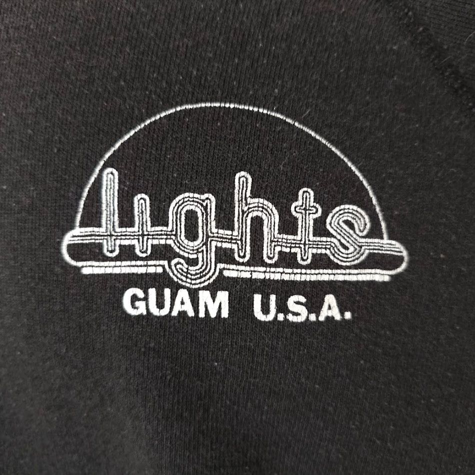 Hanes VINTAGE Hanes Sweatshirt Mens Size Large Black 80s Guam Lights Nightlife USA Shirt Size US L / EU 52-54 / 3 - 3 Thumbnail
