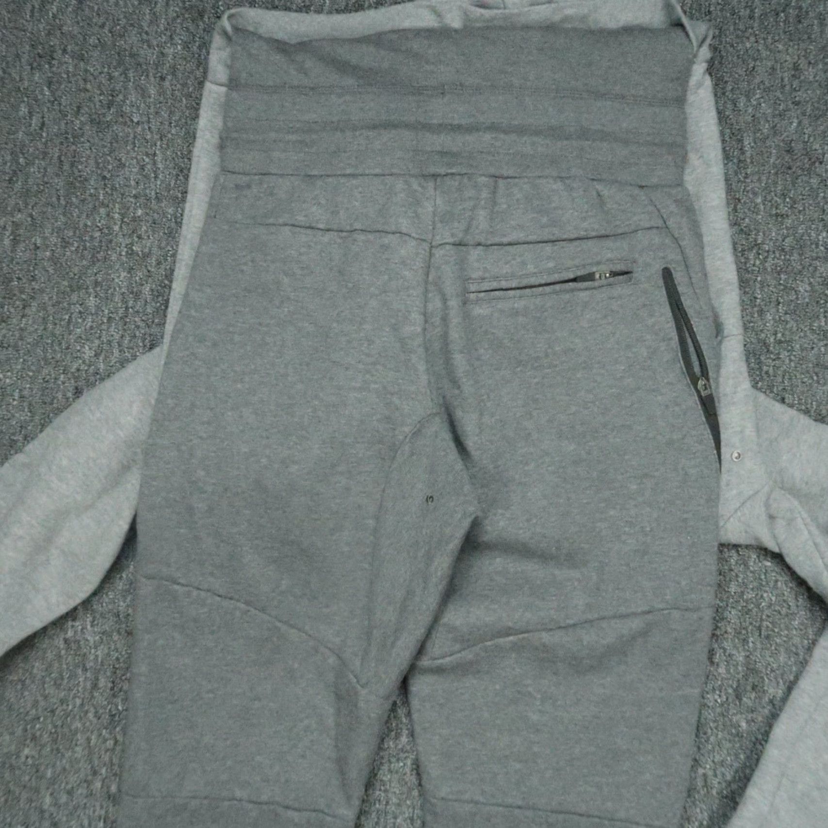 Vintage Tuxy Mens Hoodie Sweat Jumpsuit One Piece Zip Up Gray M Sweatshirt Set Hoodie and Pants Regular Fit Casual Activewear/Sweatsuit Mens Size US M / EU 48-50 / 2 - 6 Thumbnail