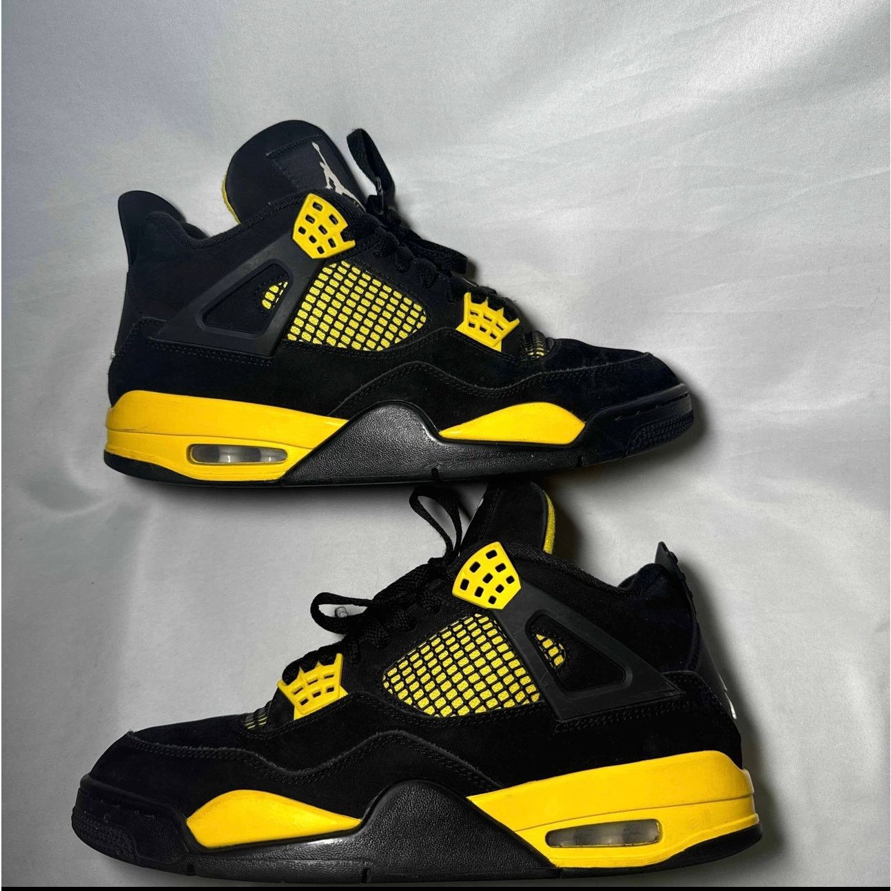 Jordan Brand × Nike Size 9 - Nike Air Jordan 4 Retro Thunder 2023 Men's Shoes Size US 9 / EU 42 - 2 Thumbnail