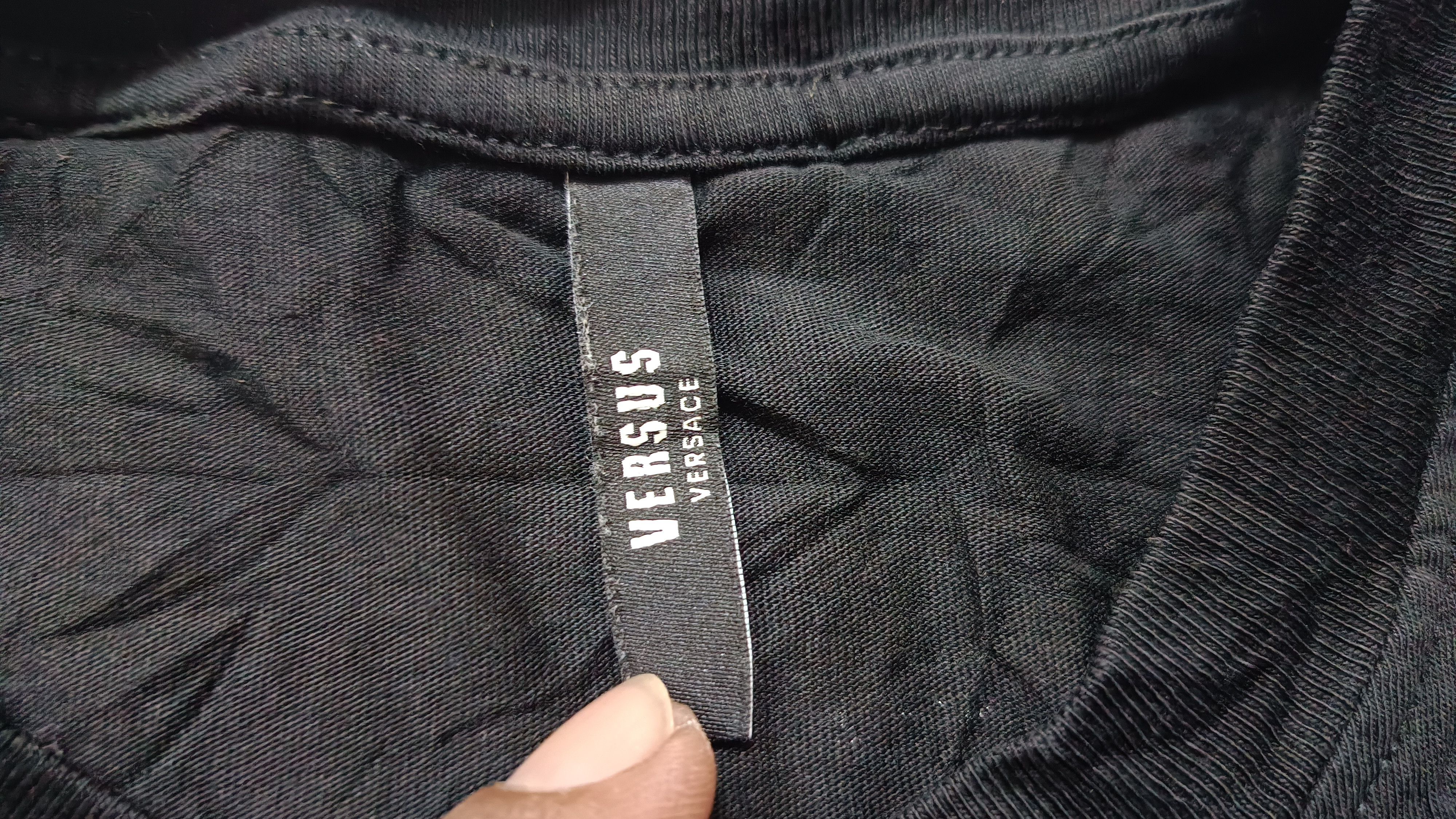 Versace 🔥🔥 Versus Versace Black Tee Size US L / EU 52-54 / 3 - 3 Thumbnail