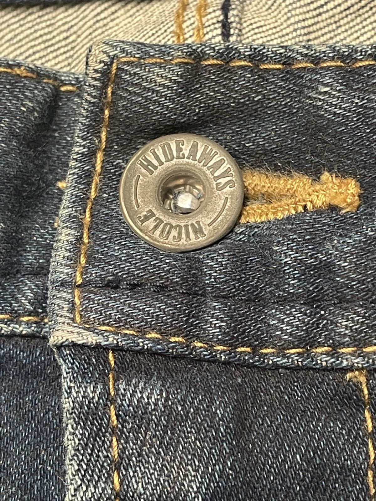 Vintage Vintage Japanese Brand Hideaways Flared Jeans 1990s Size US 32 / EU 48 - 11 Thumbnail
