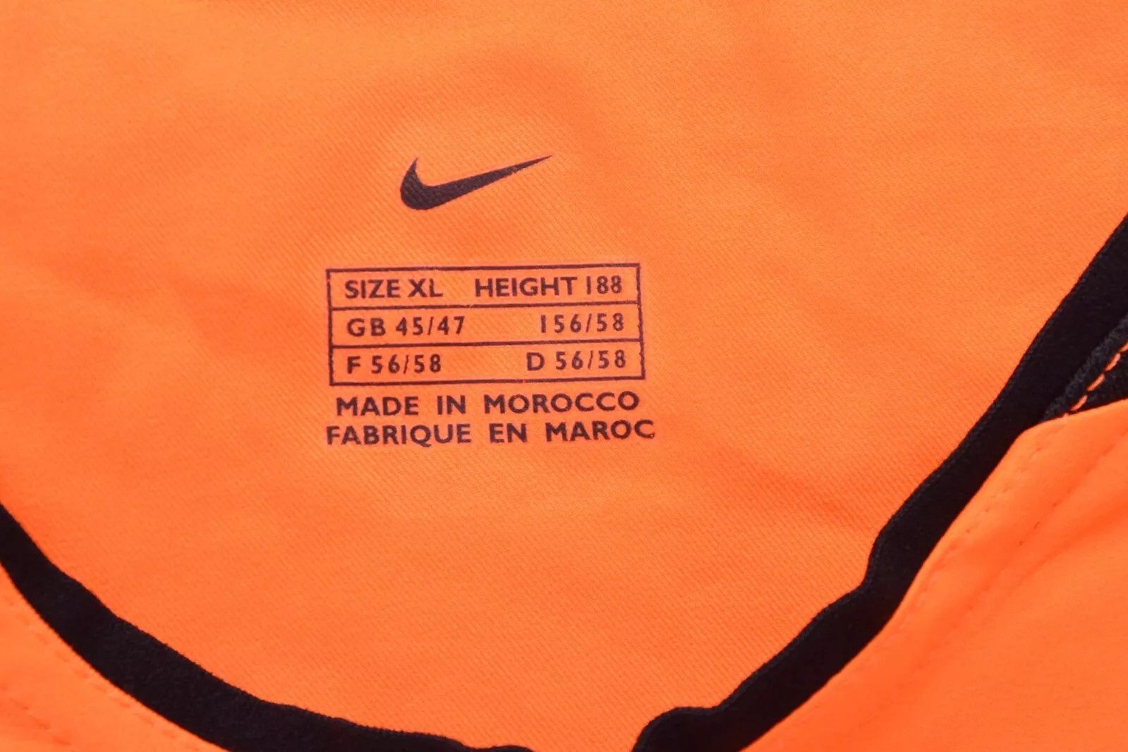 Nike HOLLAND 2002/2004 SHIRT JERSEY NIKE XL #9 V.NISTELROOY Size US XL / EU 56 / 4 - 7 Thumbnail