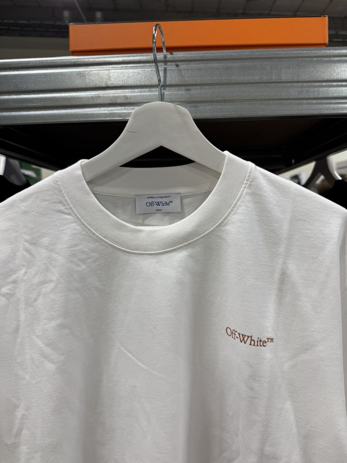 Off-White Off-white Scratch Tab T-shirt NEW 550$ Size US L / EU 52-54 / 3 - 3 Thumbnail