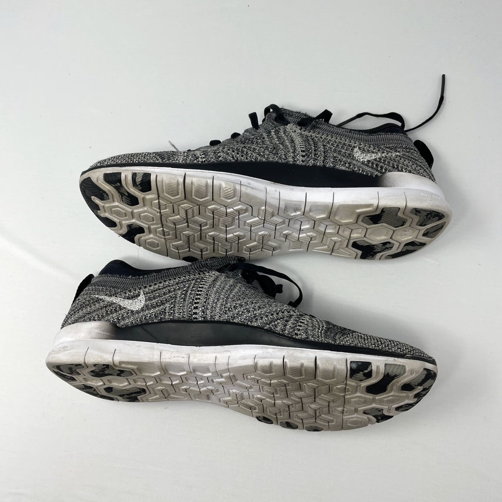 Nike Nike Free TR 5 Women Running Shoe Low Top Lace Up 7.5 Gray White Multicolor 718785-001 Sneaker Nike Shoes Women’s Size 7.5 Size M / US 6-8 / IT 42-44 - 3 Thumbnail