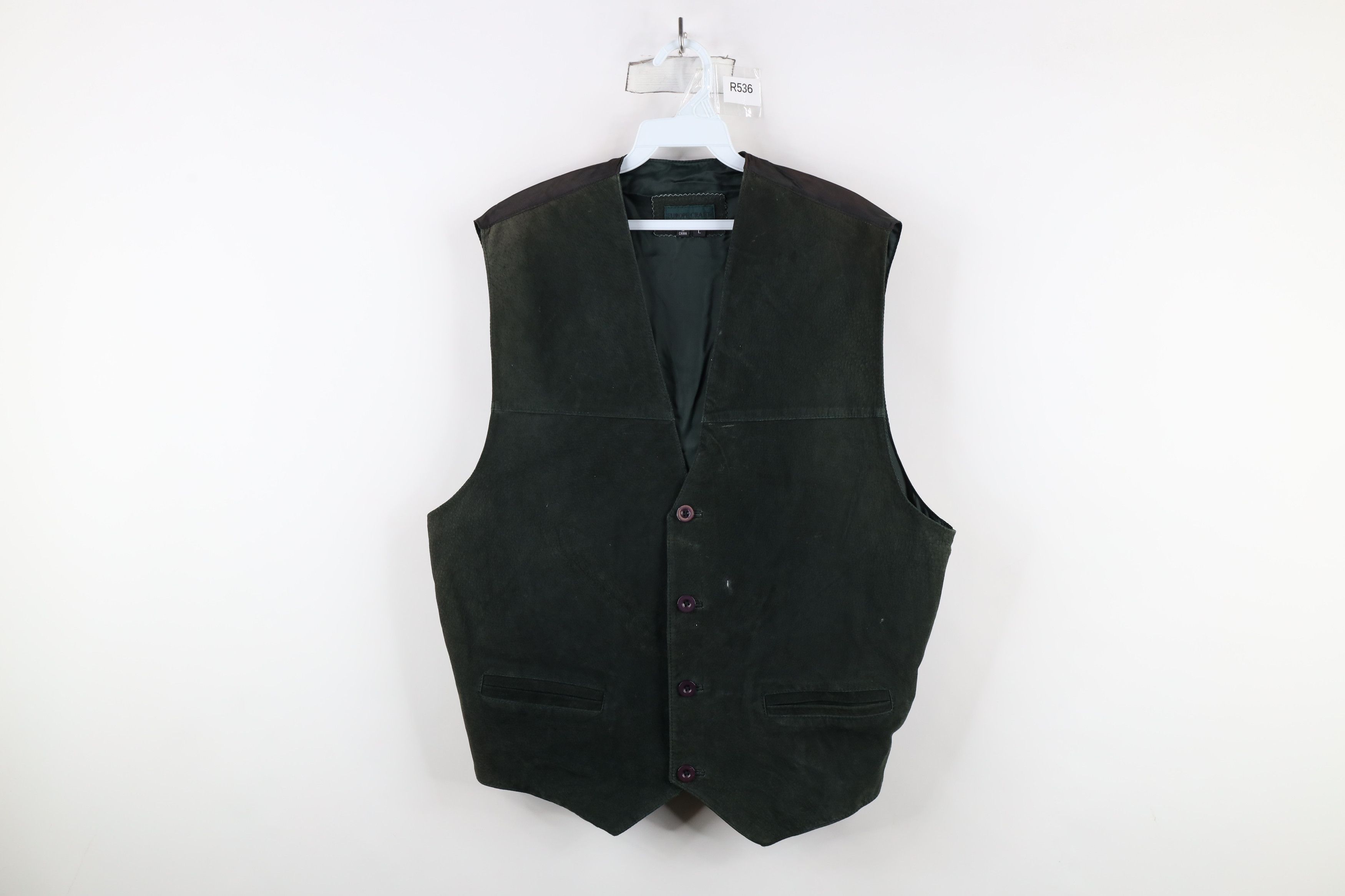 Vintage Vintage 90s Streetwear Buckle Back Suede Leather Vest Green Size US L / EU 52-54 / 3 - 1 Thumbnail