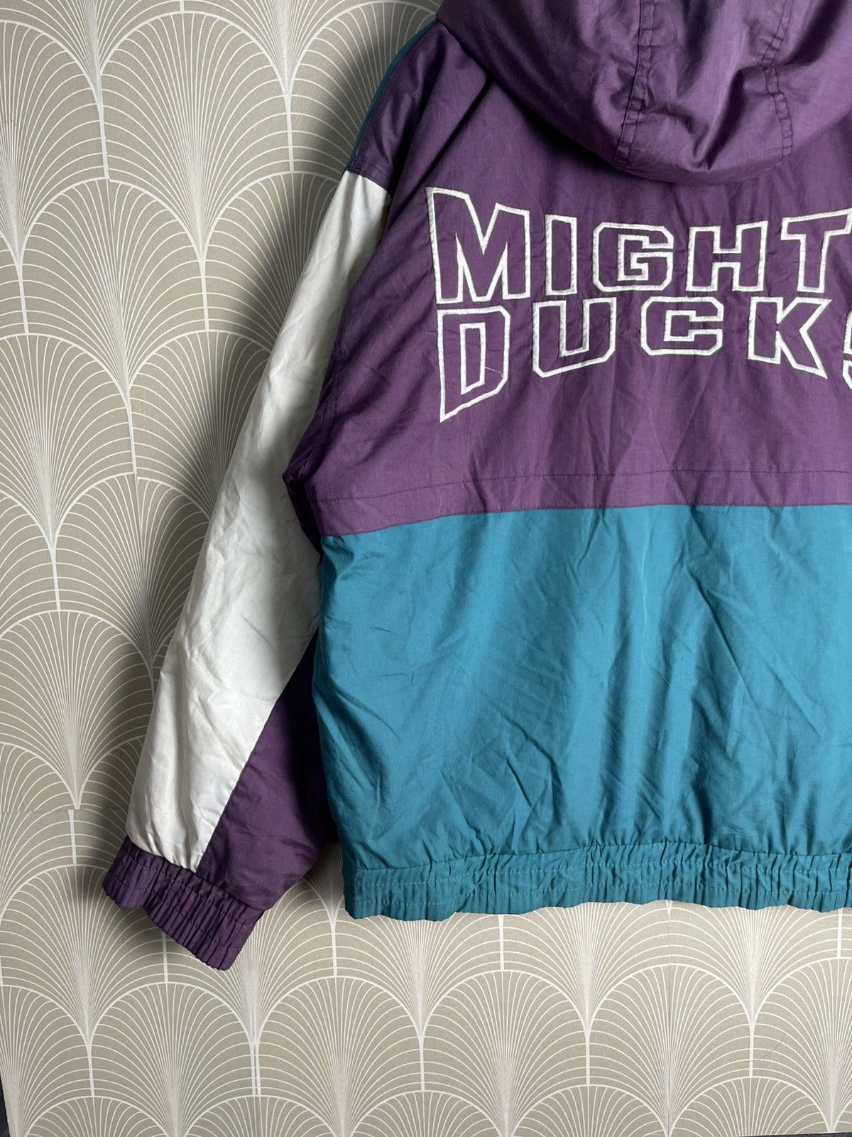 NHL 90s THE MIGHTY DUCKS HOODIE ZIPPER JACKET RARE Size US M / EU 48-50 / 2 - 11 Thumbnail