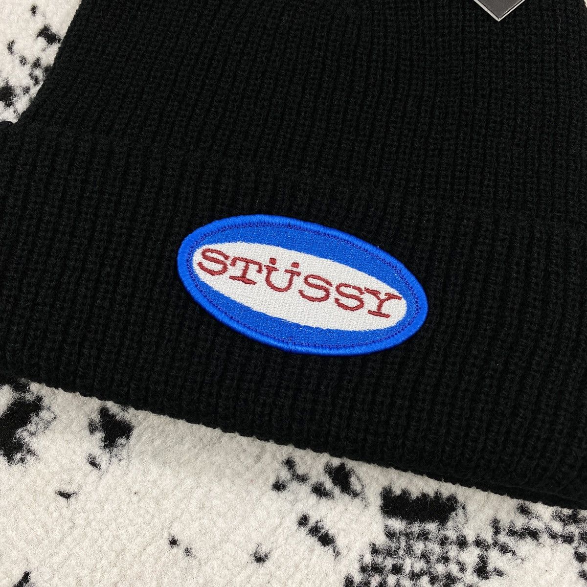 Other STUSSY MADE IN USA OVAL BEANIE HAT BLACK Size ONE SIZE - 2 Thumbnail