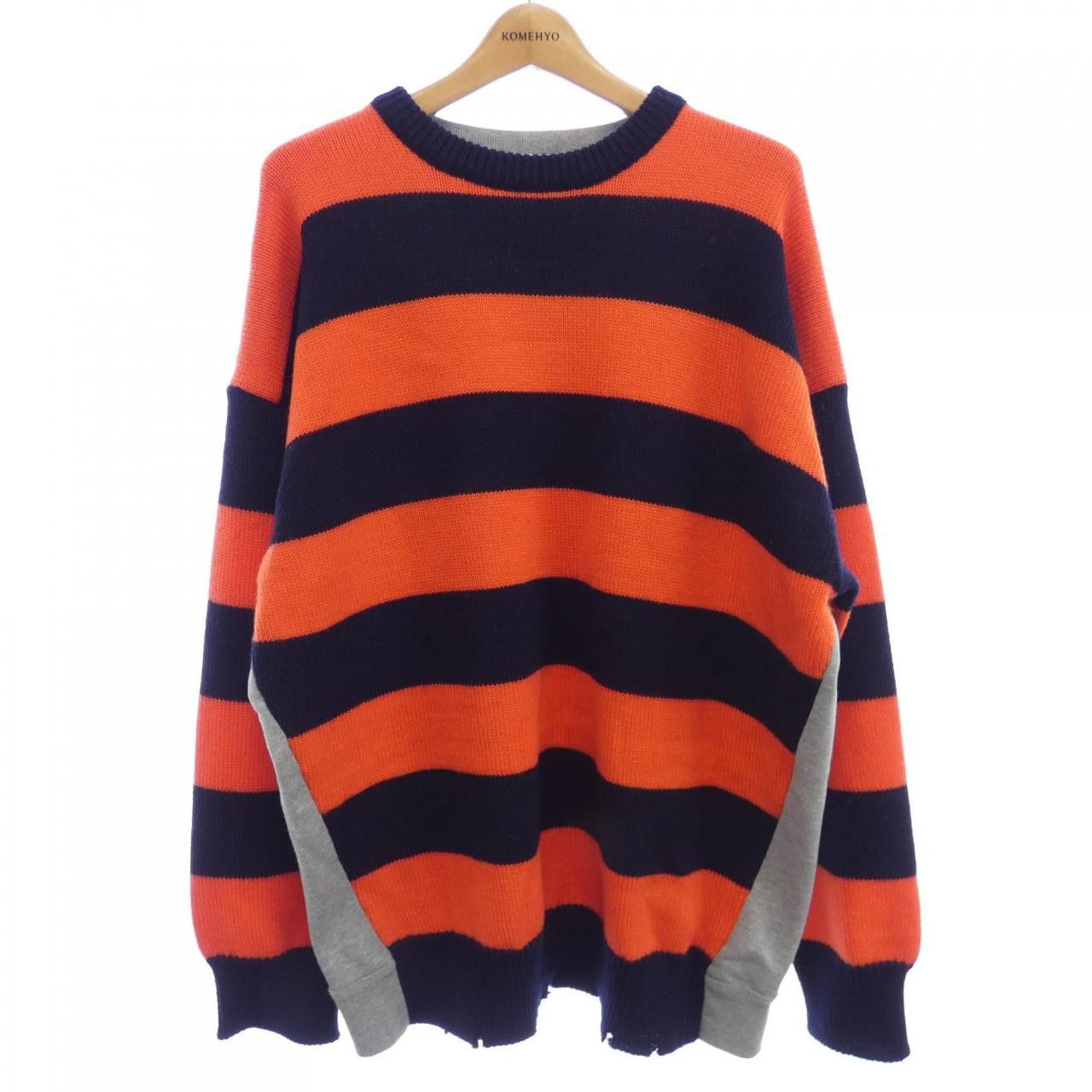 Valentino Valentino Valentino WV3KC15F7HM Knit Others Tops WV3KC15F7HM DUTY FREE for USA Size ONE SIZE - 1 Thumbnail