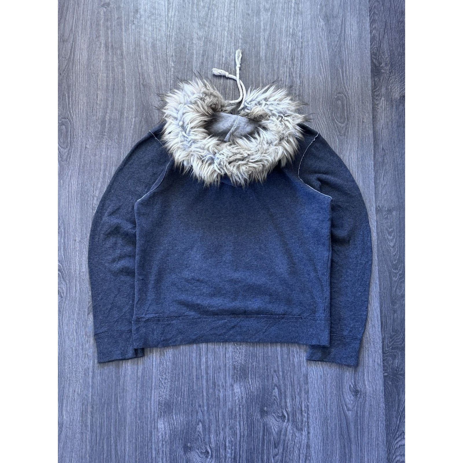 Aeropostale Y2K Vintage Aeropostale Fur Lgb If6was9 style hoodie Size US S / EU 44-46 / 1 - 4 Thumbnail