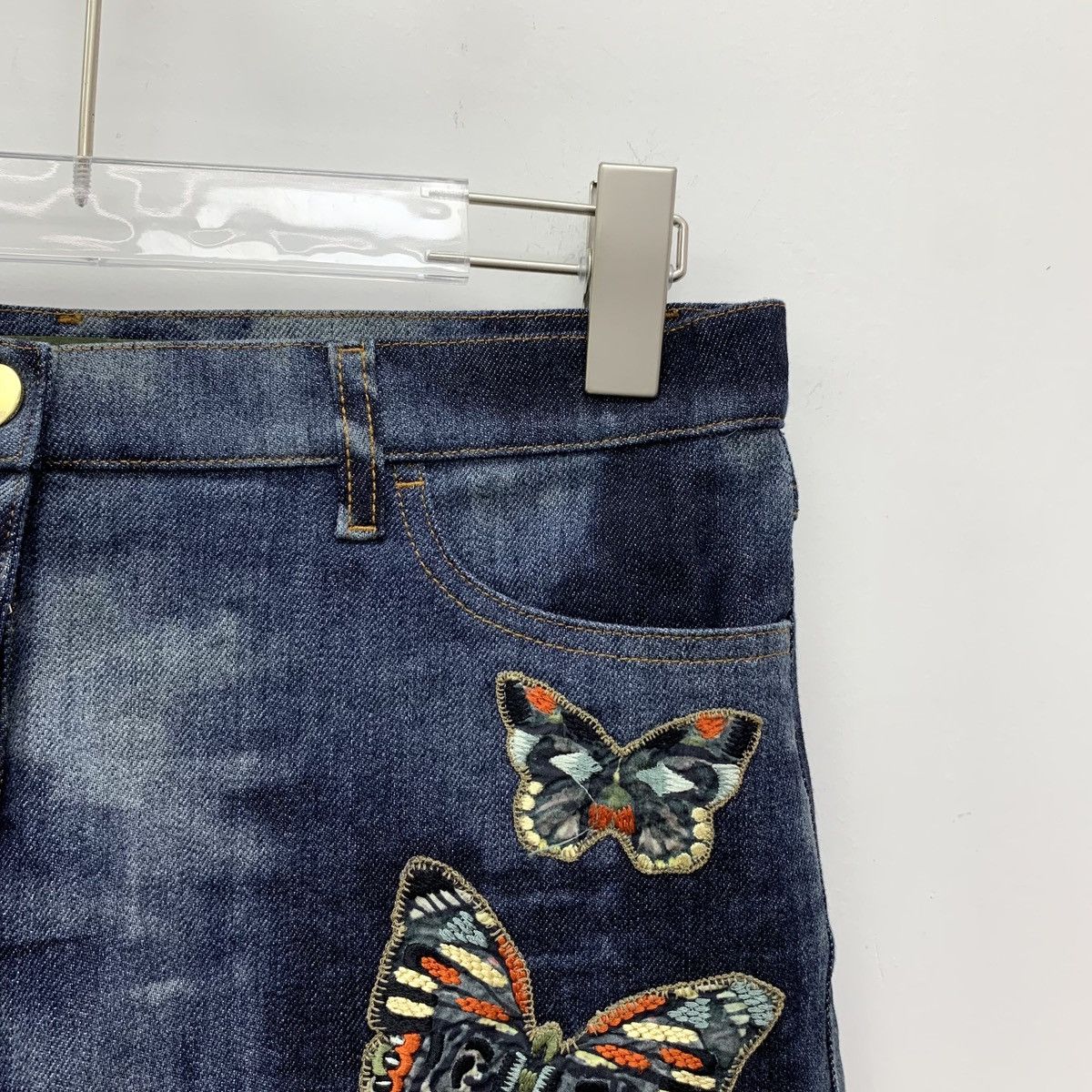 Valentino Valentino Navy Blue Butterfly Denim Casual Shorts K26WX Size 27" / US 4 / IT 40 - 3 Thumbnail