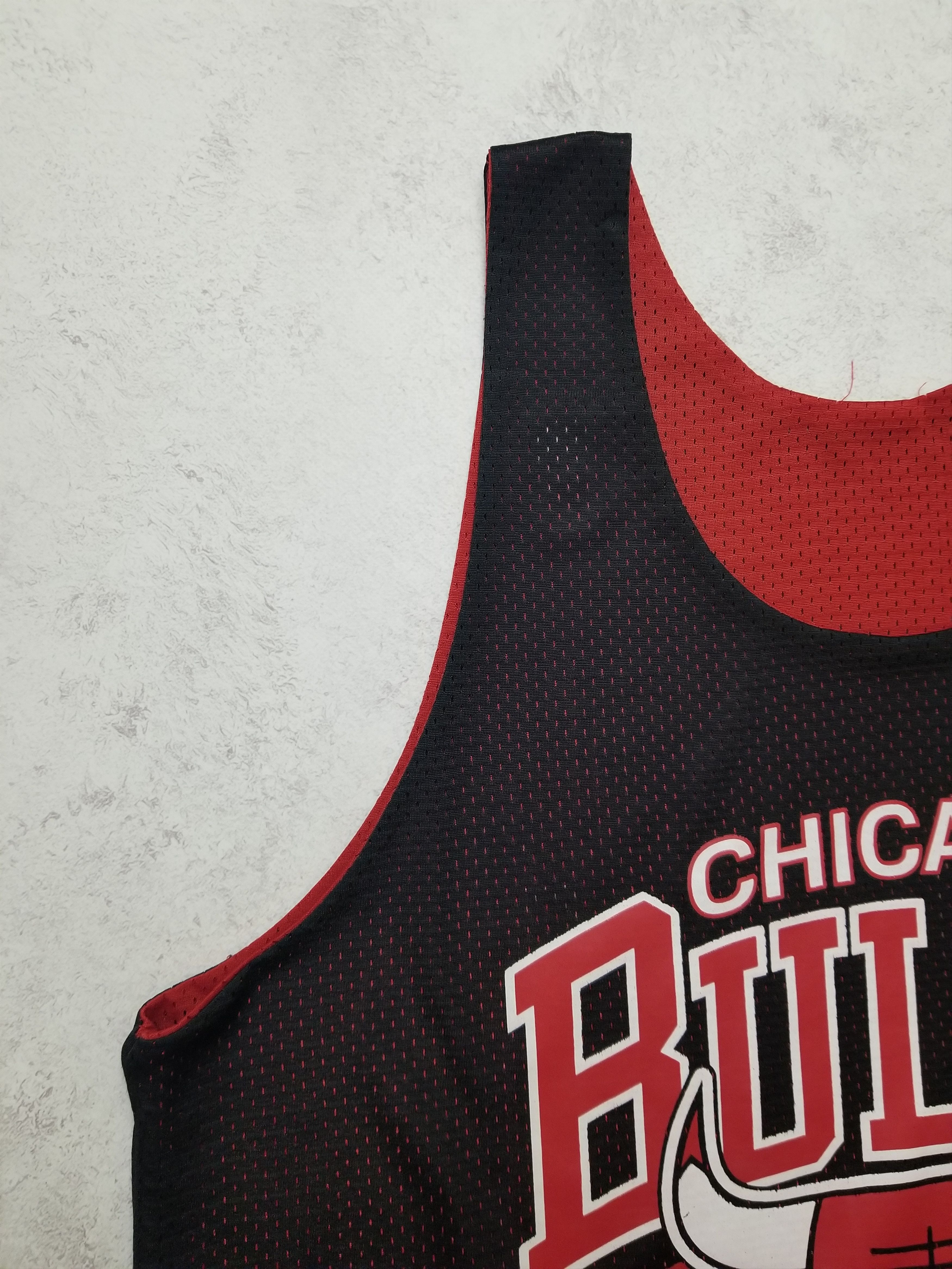 Mitchell & Ness Chicago Bulls NBA Basketball Double-Sided Jersey Size US XL / EU 56 / 4 - 17 Thumbnail