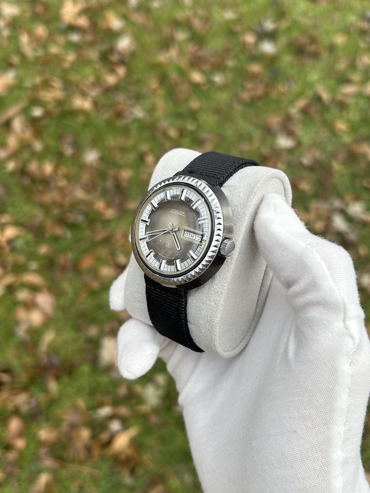 Vintage Vintage Raketa Watch Made In USSR Soviet Mechanical 1980s Size ONE SIZE - 13 Thumbnail