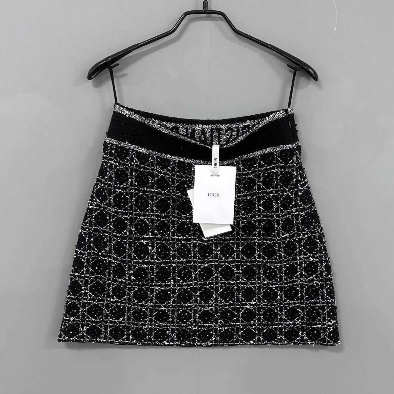 Dior Dior Black & White Tweed Houndstooth Mini Skirt 34 Size 25" / US 0 / IT 36 - 1 Thumbnail