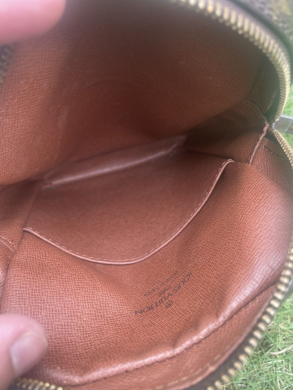 Louis Vuitton Authentic LOUIS VUITTON Danube Shoulder Bag Size ONE SIZE - 14 Thumbnail