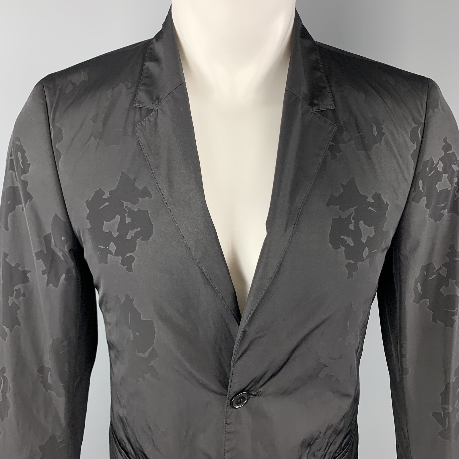 Calvin Klein Size 36 Black on Black Floral Notch Lapel Sport Coat Size 36R - 2 Thumbnail