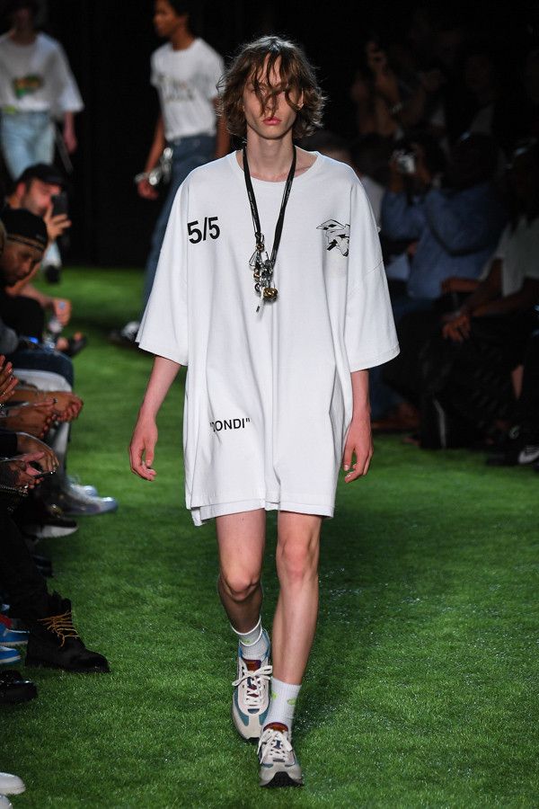 Off-White Spring-Summer 2019 Collection SUPER MEGA OVERTEE T-Shirt Size US XXS / EU 40 - 23 Thumbnail