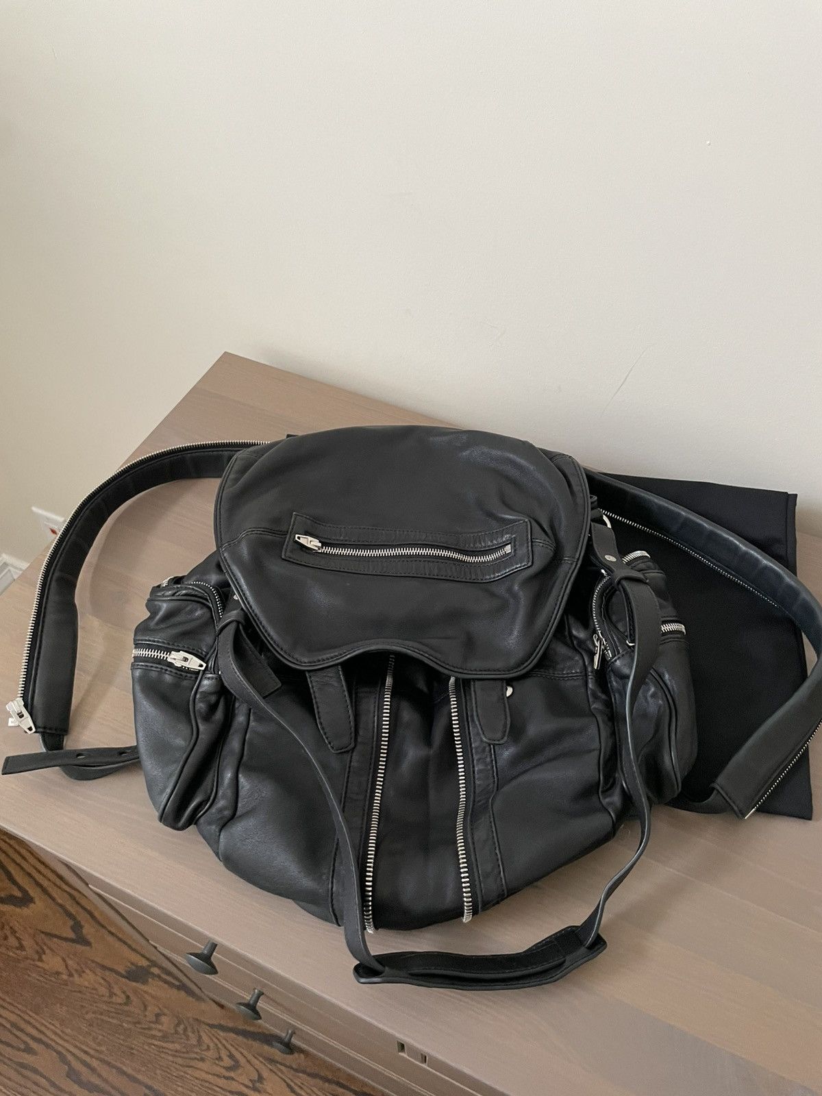 Alexander Wang Alexander Wang Marti convertiable backpack black leather Size ONE SIZE - 8 Thumbnail