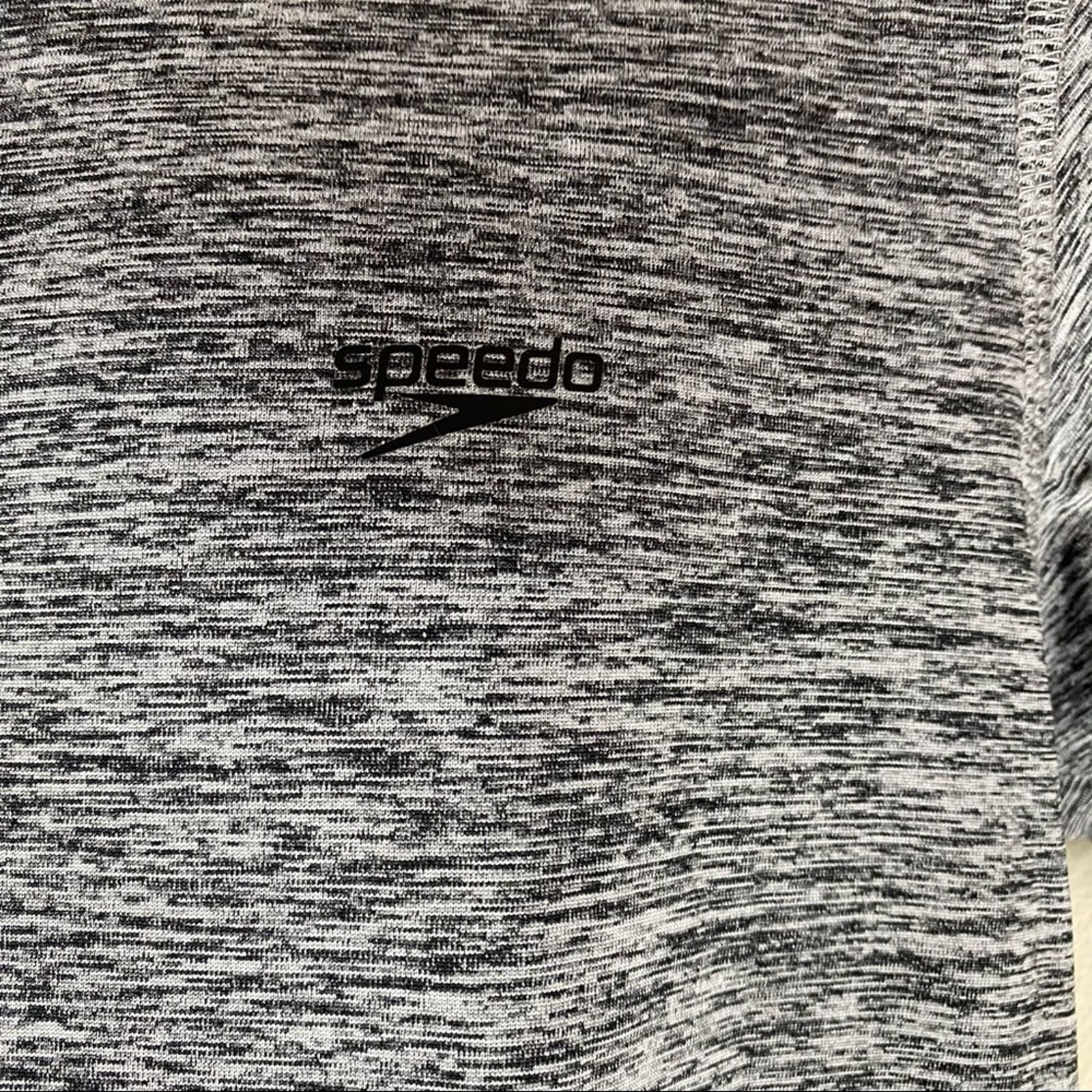 Speedo Speedo Shirt UV Block the Burn Size US M / EU 48-50 / 2 - 6 Thumbnail