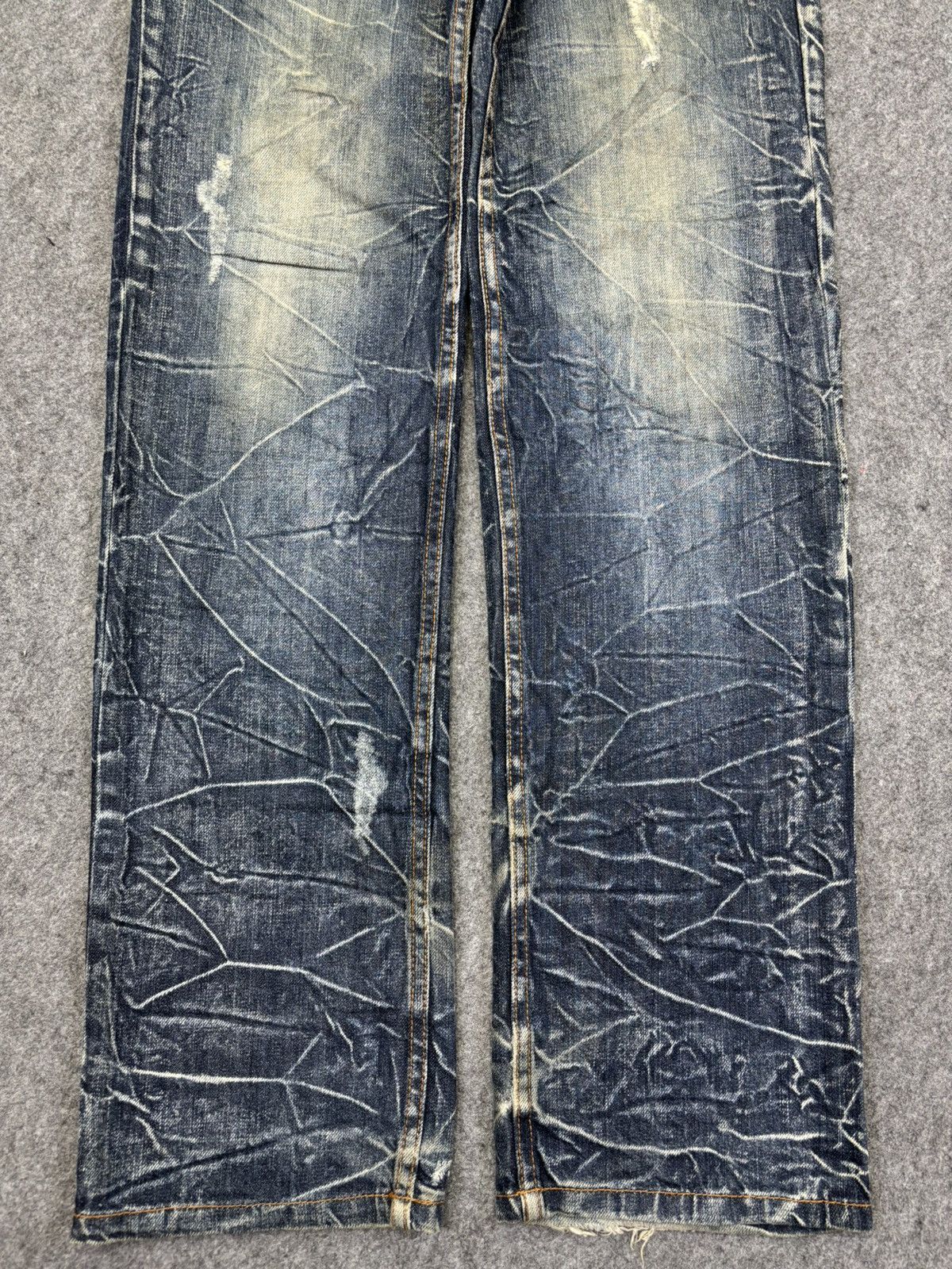 Japanese Brand 💥Double Waist💥Nylaus Thunder Fades Distressed Denim F983 Size US 31 - 4 Thumbnail