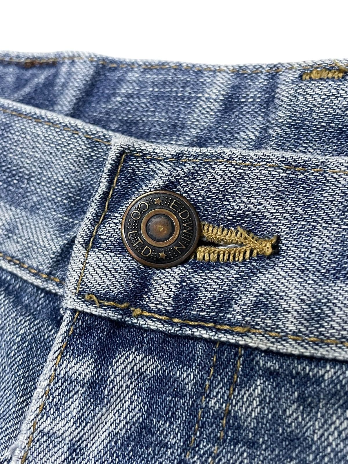 Edwin × Vintage Edwin XV Light Wash Distressed Straight Jeans Size US 30 / EU 46 - 12 Thumbnail