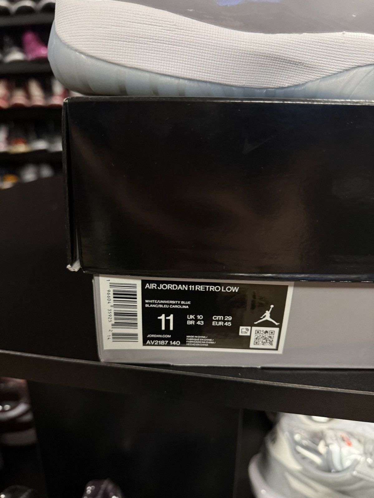 Jordan Brand × Nike Jordan 11 Low Grey Size 11 W Box Clean Condition (AV2187-140 Size US 11 / EU 44 - 18 Thumbnail